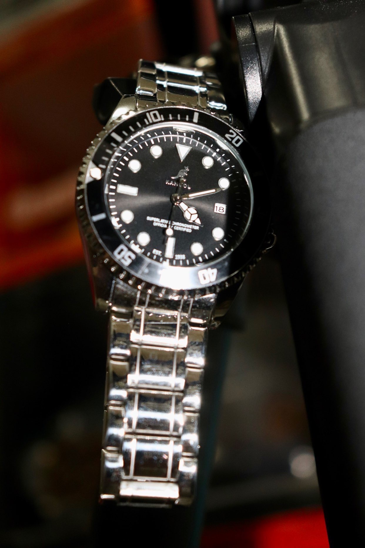 6015|好物分享7515kangol 袋鼠 "黑水鬼"石英男表