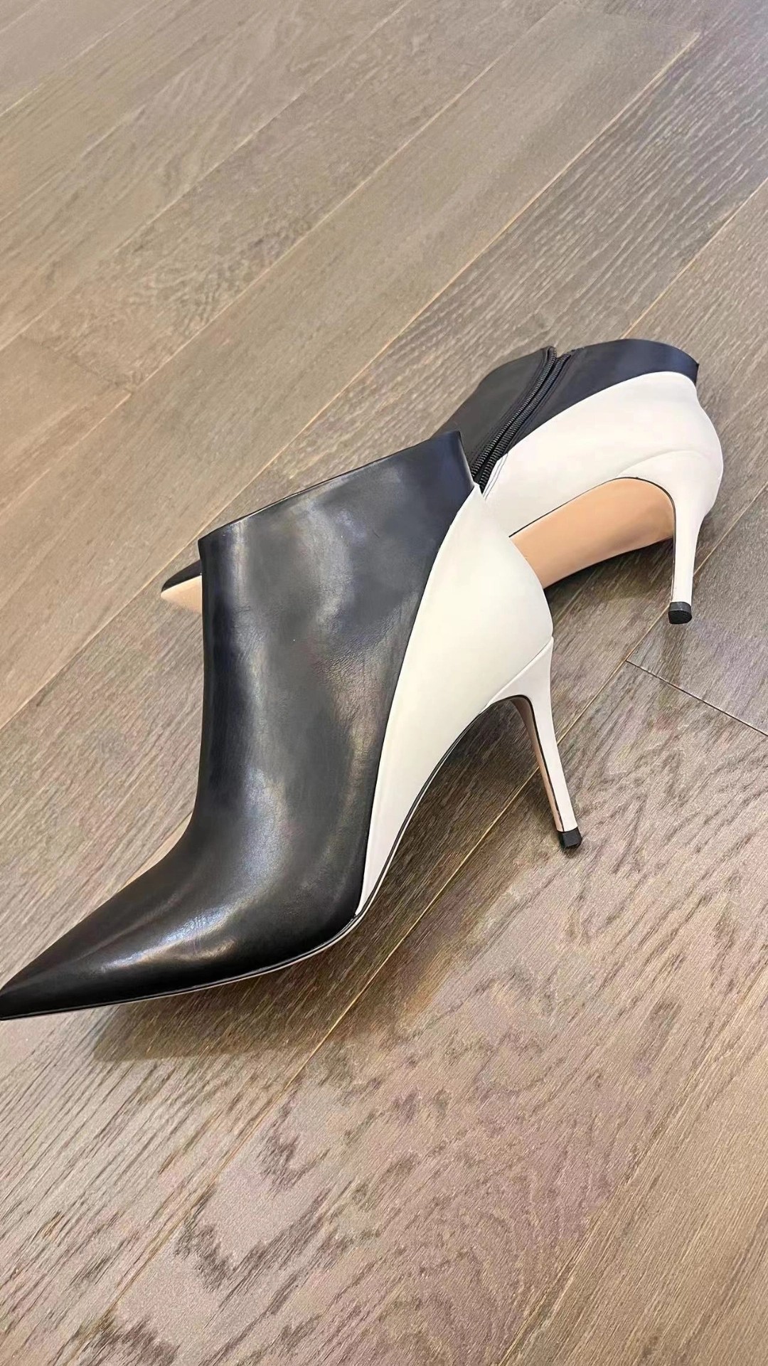黑白潮酷高跟短筒靴,秋冬战靴