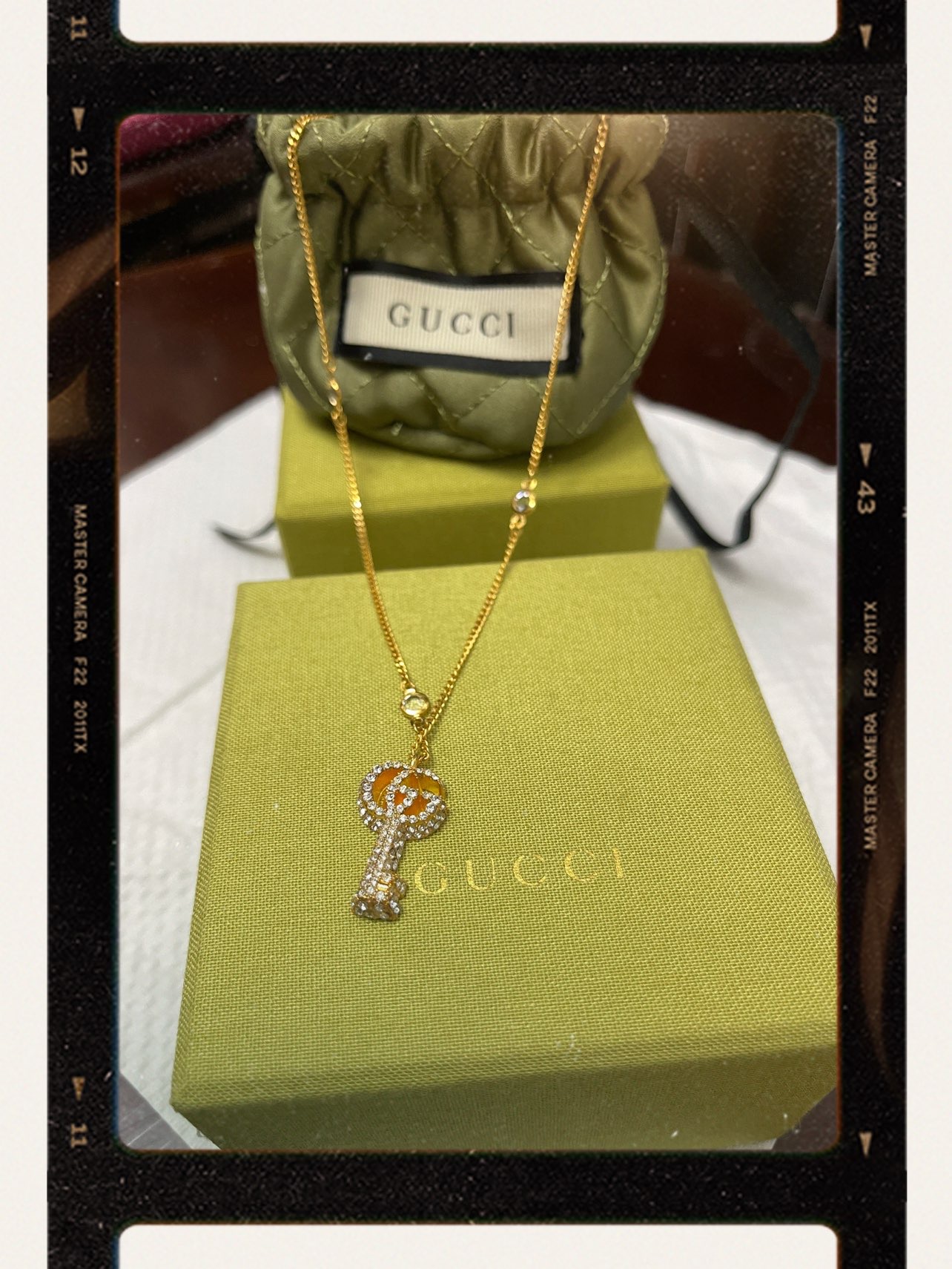 gucci 水晶双g金色钥匙项链#tag