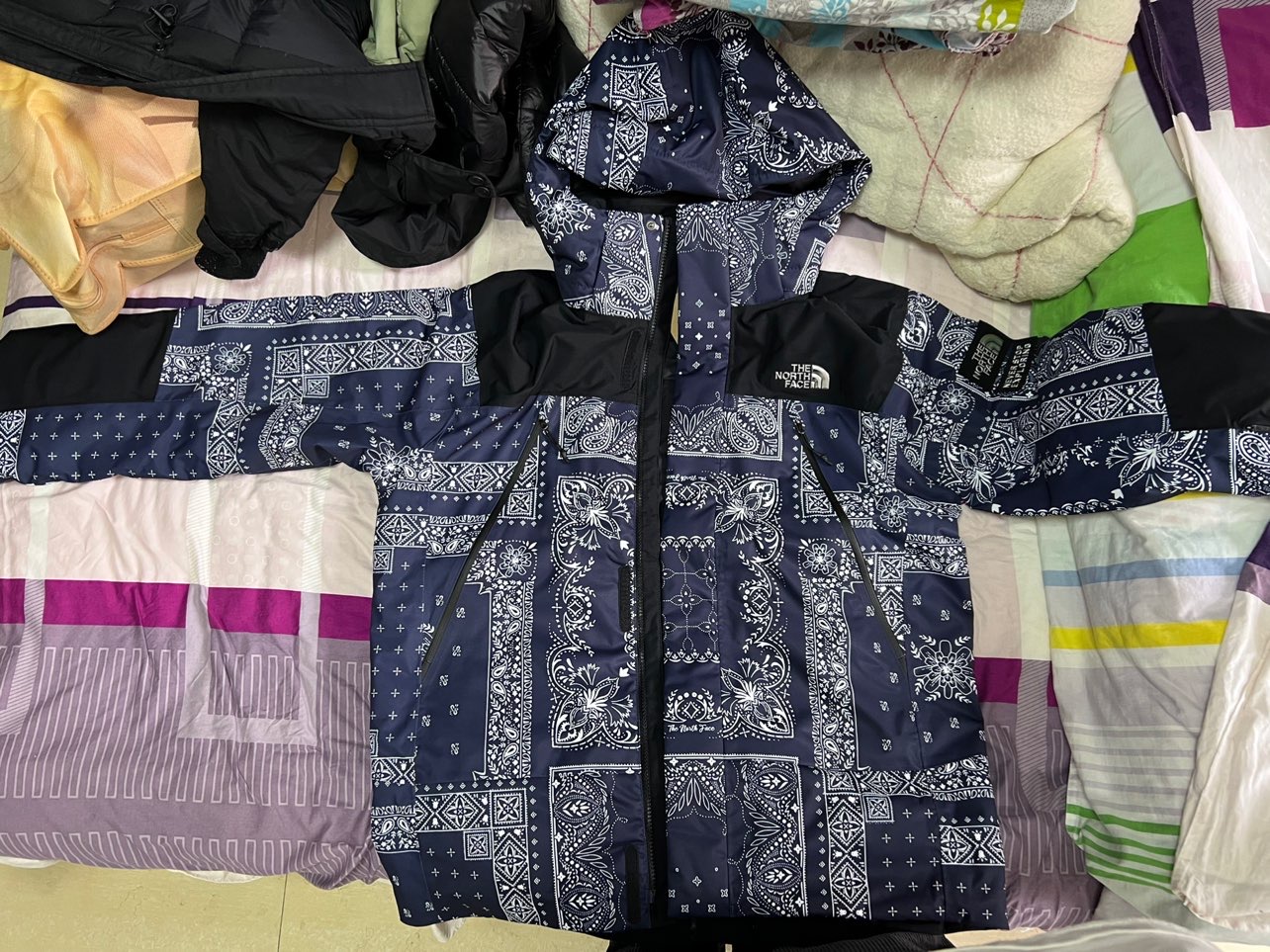 北面腰果花冲锋衣棉服