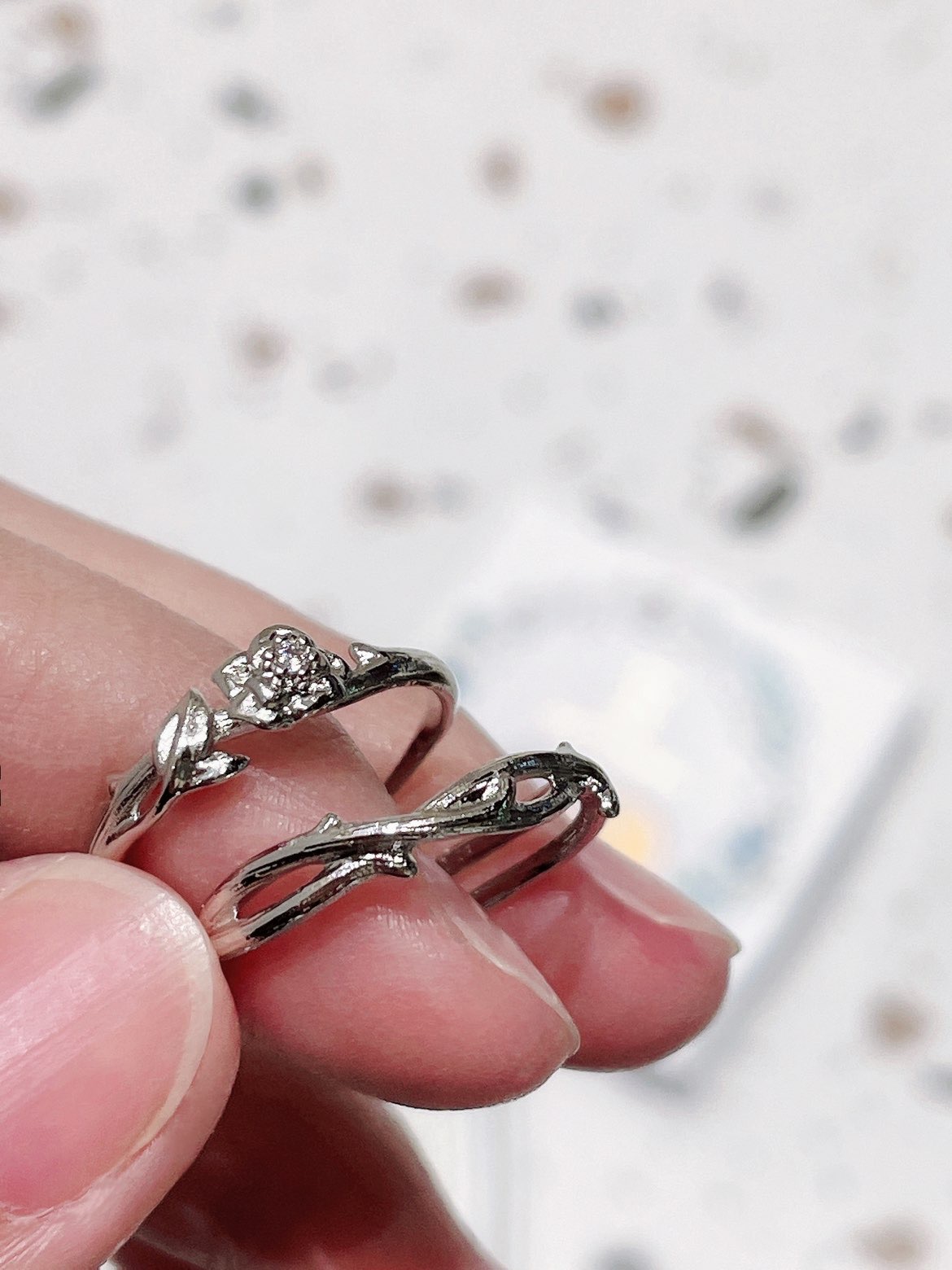 安利!一对敲好看的荆棘玫瑰银戒指