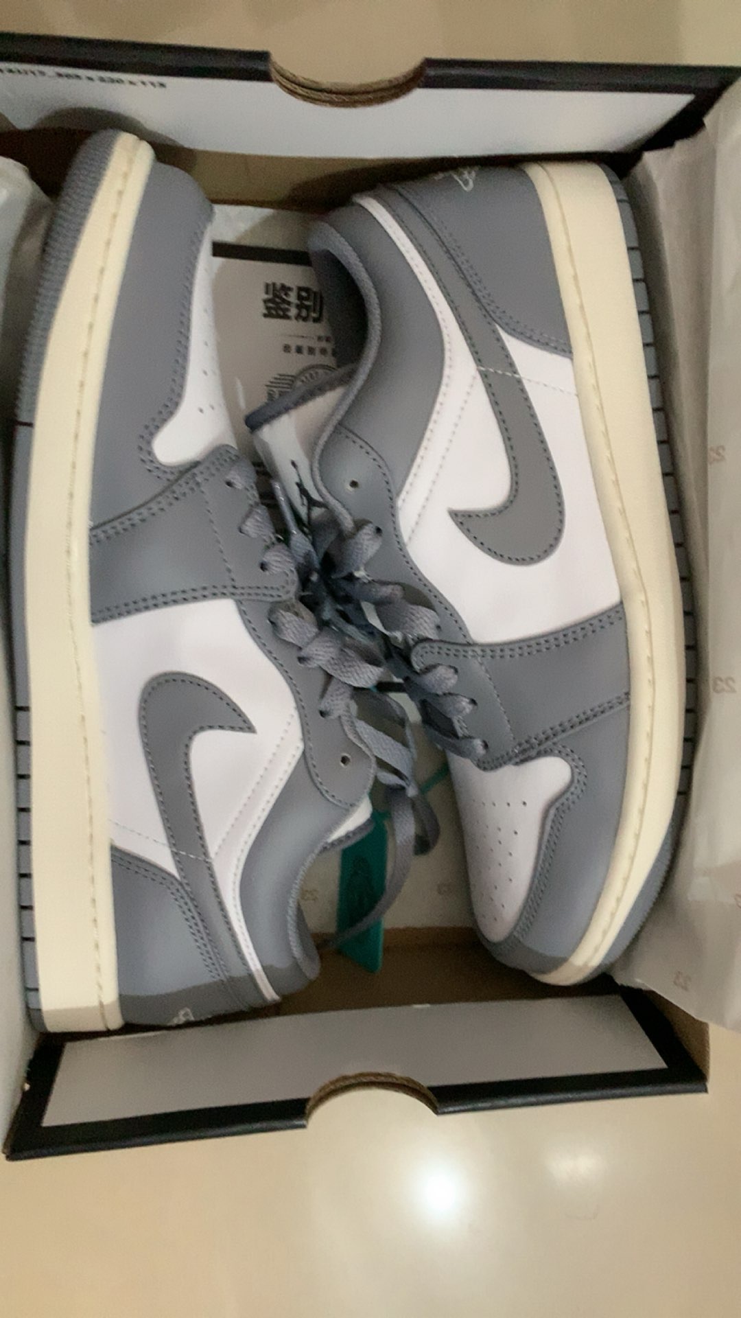 aj1小dior灰白氧化中底