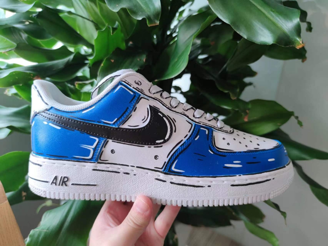 空军一号纯白二次元蓝色机甲