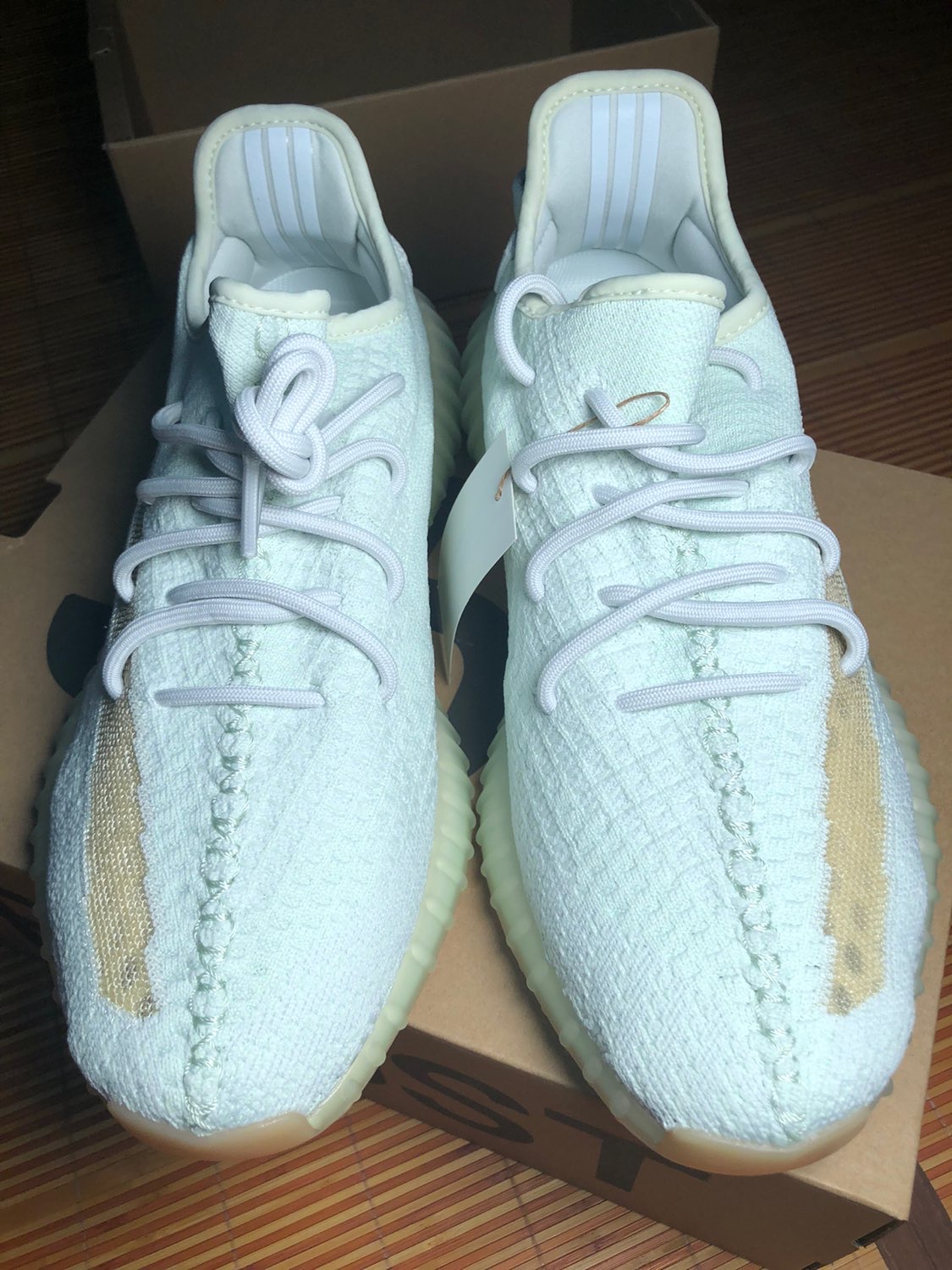 yeezy day晒鞋第三天,350薄荷绿