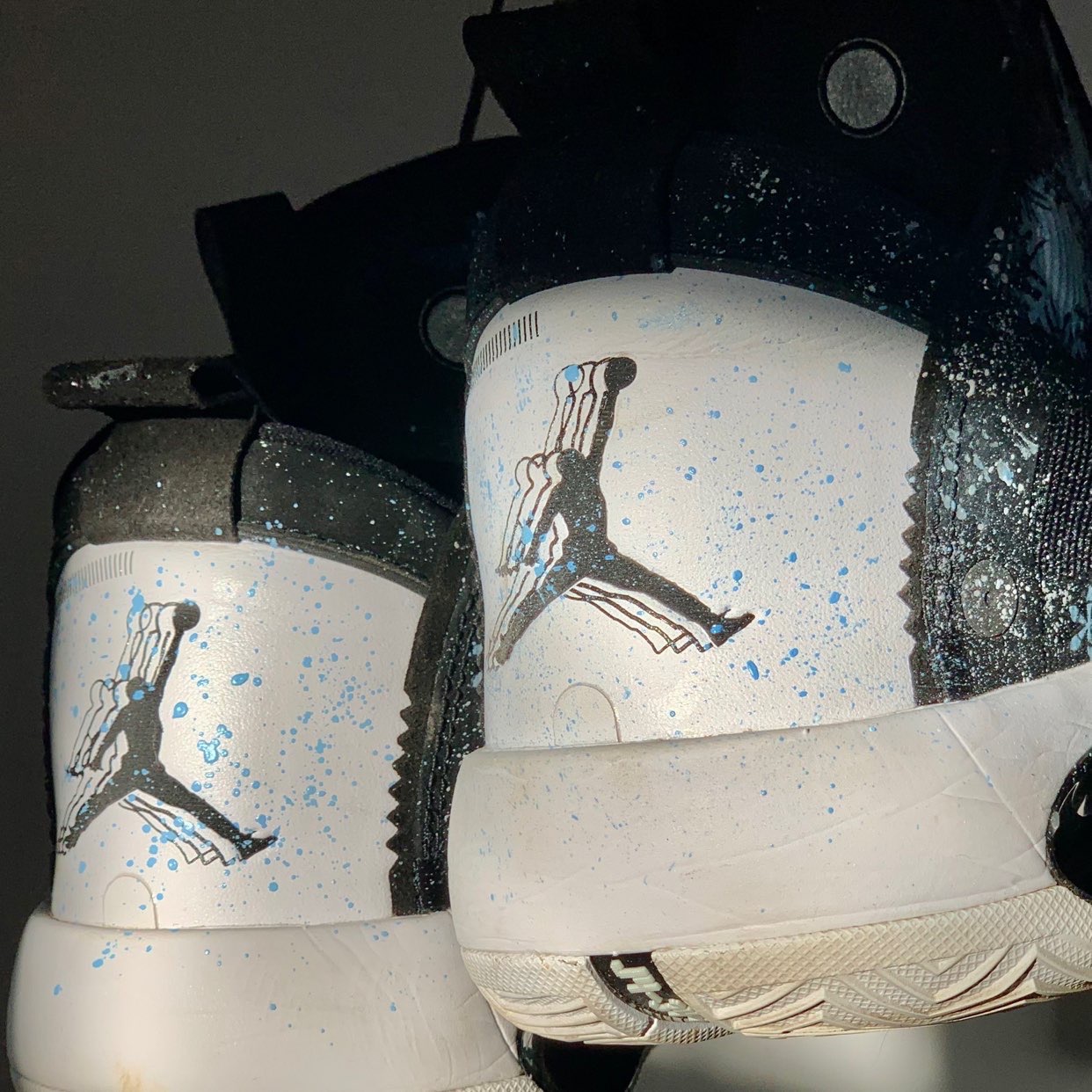 aj34 日食冰雪