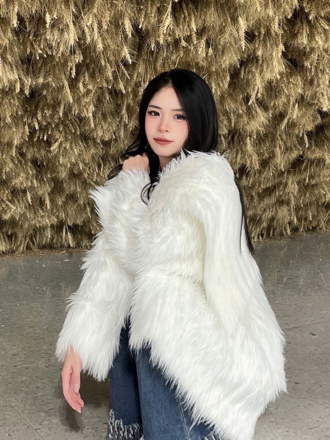 它看着软糯糯 其实上身非常辣妹 大翻领海军风 评价且显气质 南方的