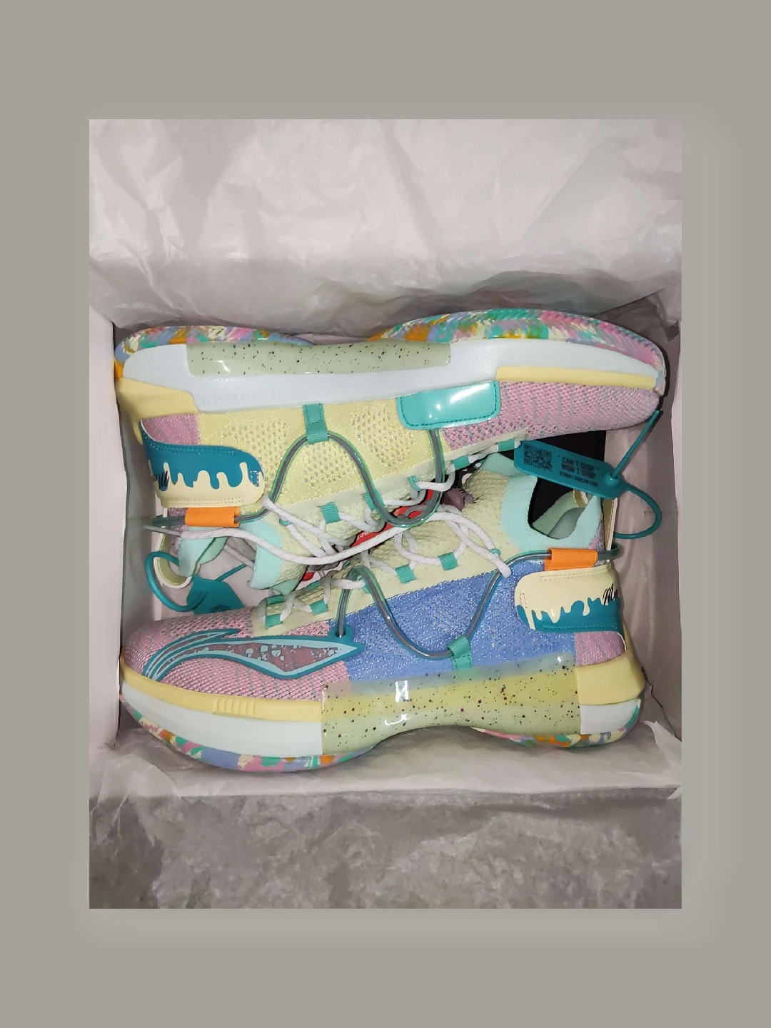 李宁闪击6圣诞节配色