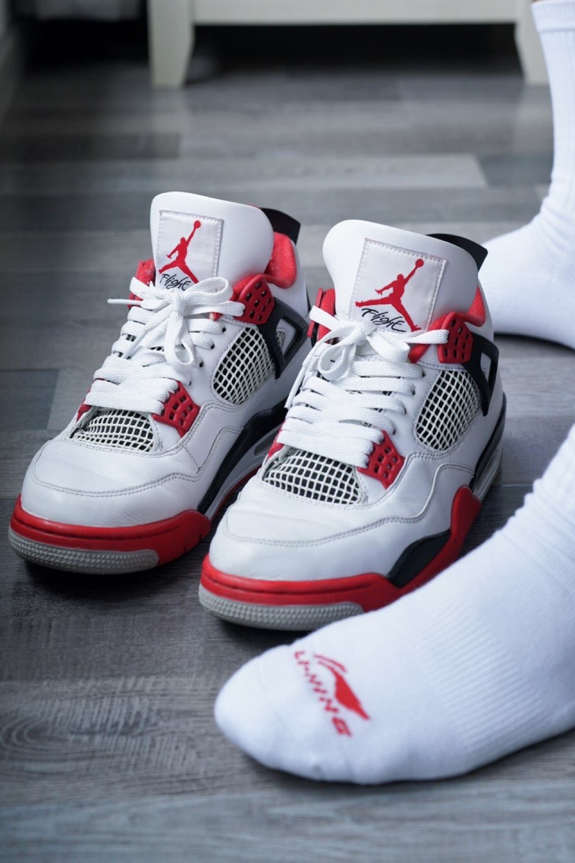 aj4火焰红别犹豫冲就对了