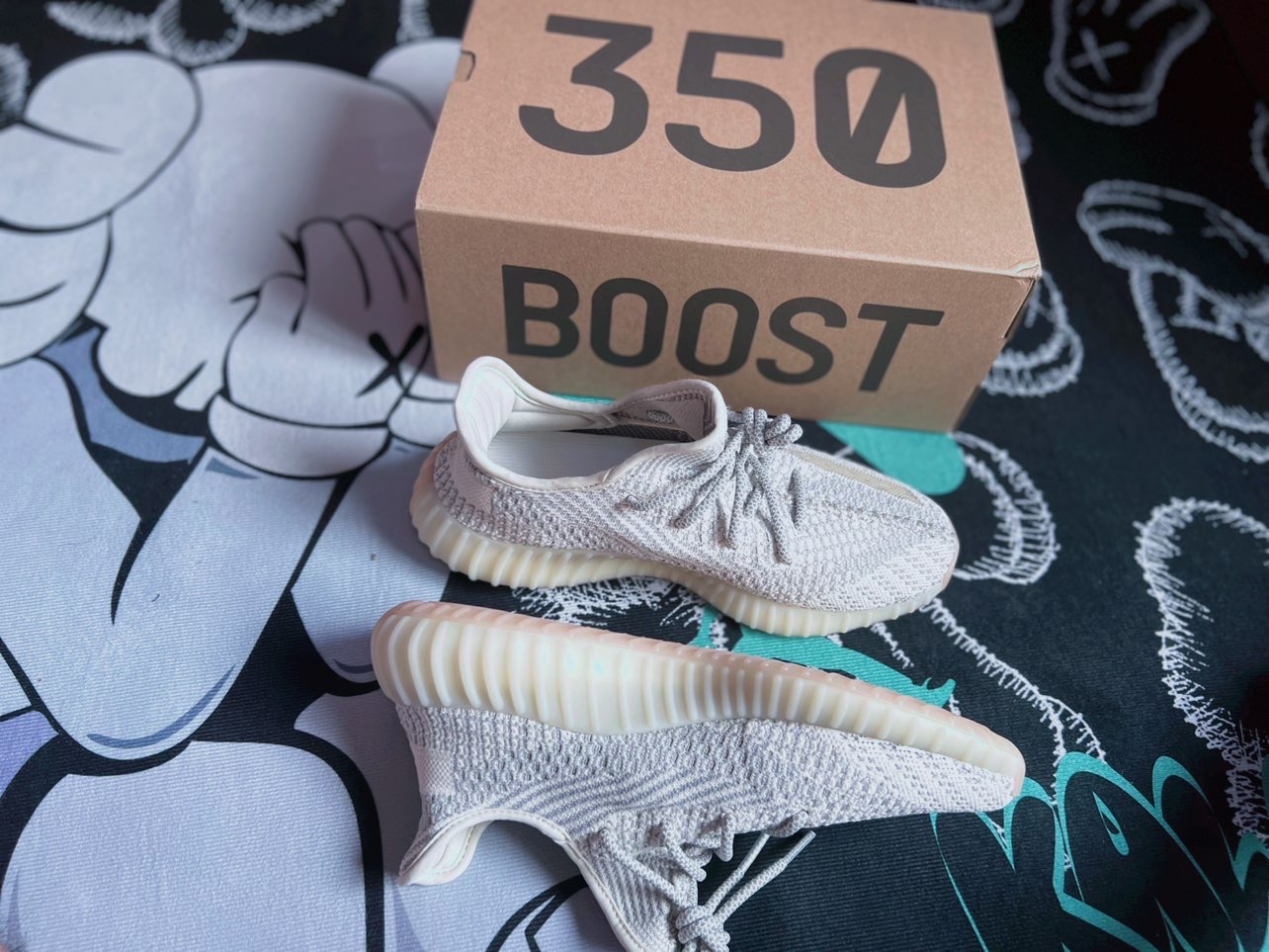 yeezy350 芝麻天使 美洲限定