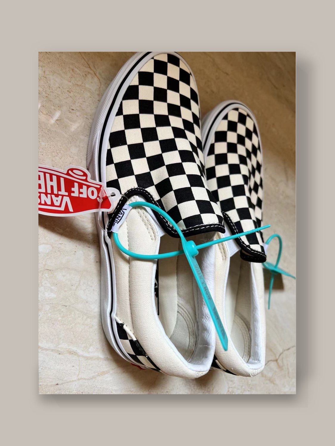 vans经典黑白格!