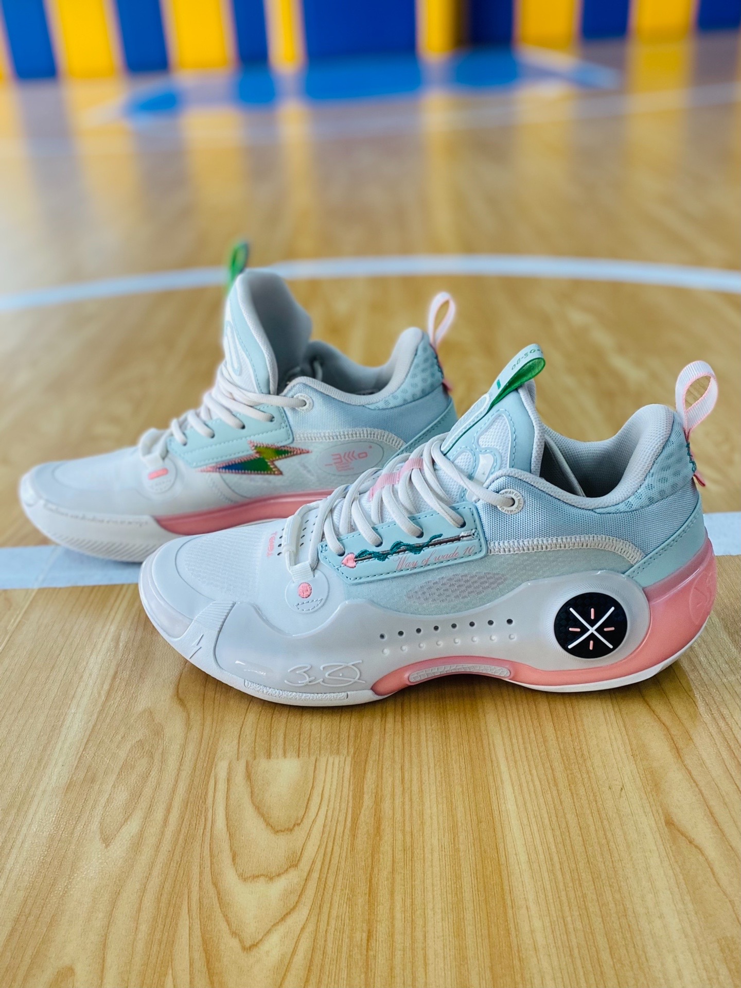 Li-Ning Way of Wade 10 Low 'Valentine's Day' ABAS083-2