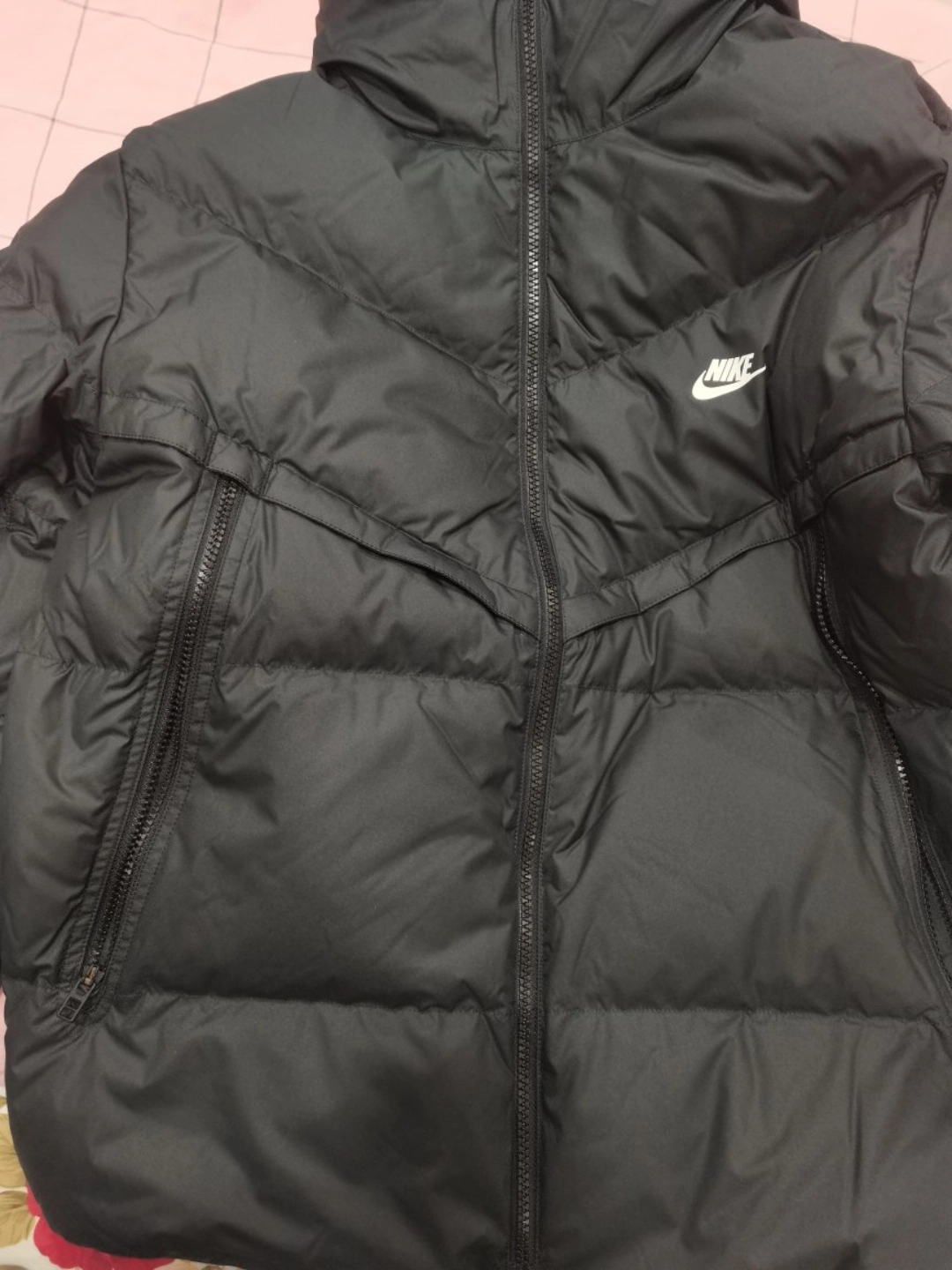 custom review-Nike Men
s Logo Print Zip Up Pocket Hooded Down Jacket Black