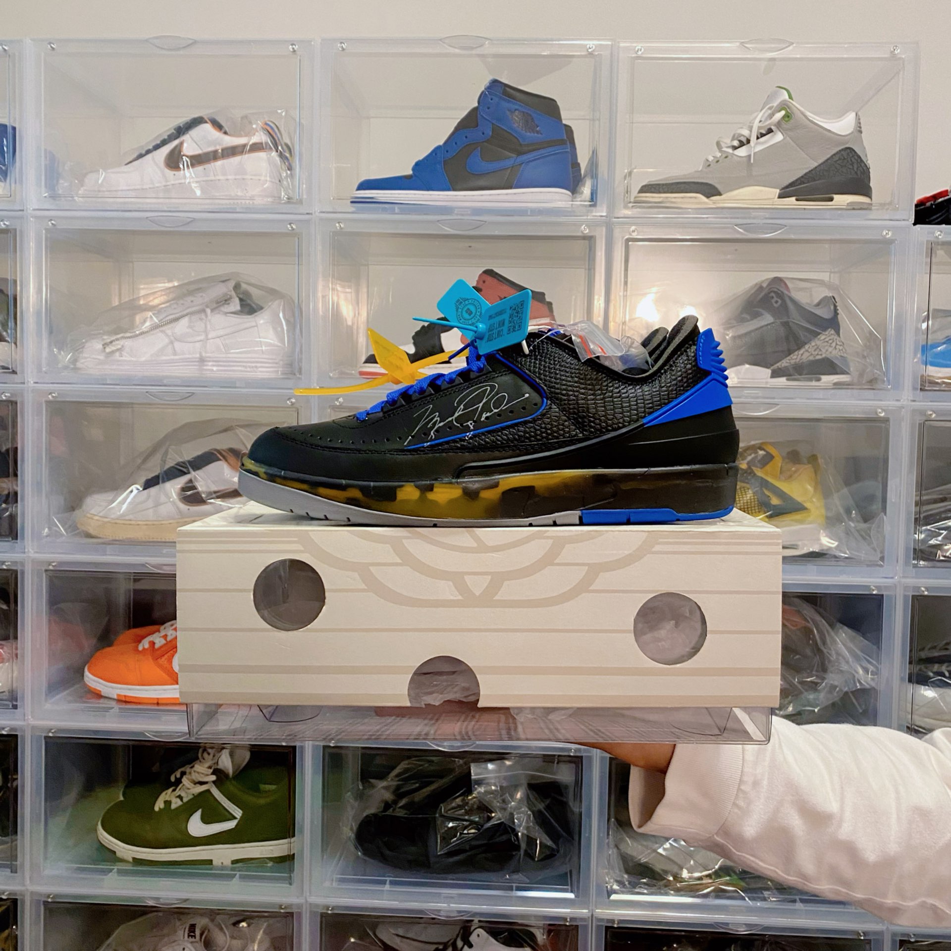 custom review-OFF WHITE X Jordan Air Jordan 2 Retro Low Black And Varsity Royal