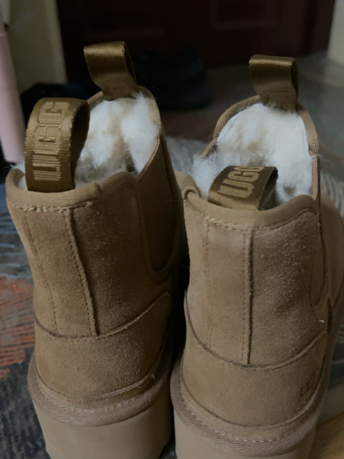 custom review-UGG Neumel Platform Chelsea Boot Chestnut Women's