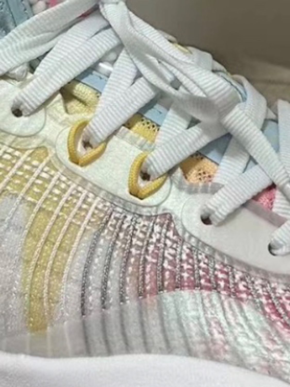 custom review-RIGORER Reeves generation Низкие баскетбольные кроссовки Мужские Белый Розовый Желтый