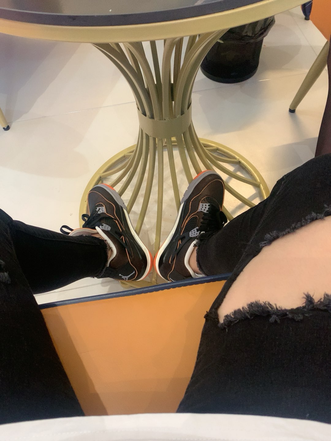 custom review-Jordan Air Jordan 4 Retro SE 'Starfish' Mid Top Винтажные баскетбольные кроссовки Женские Черный Оранжевый