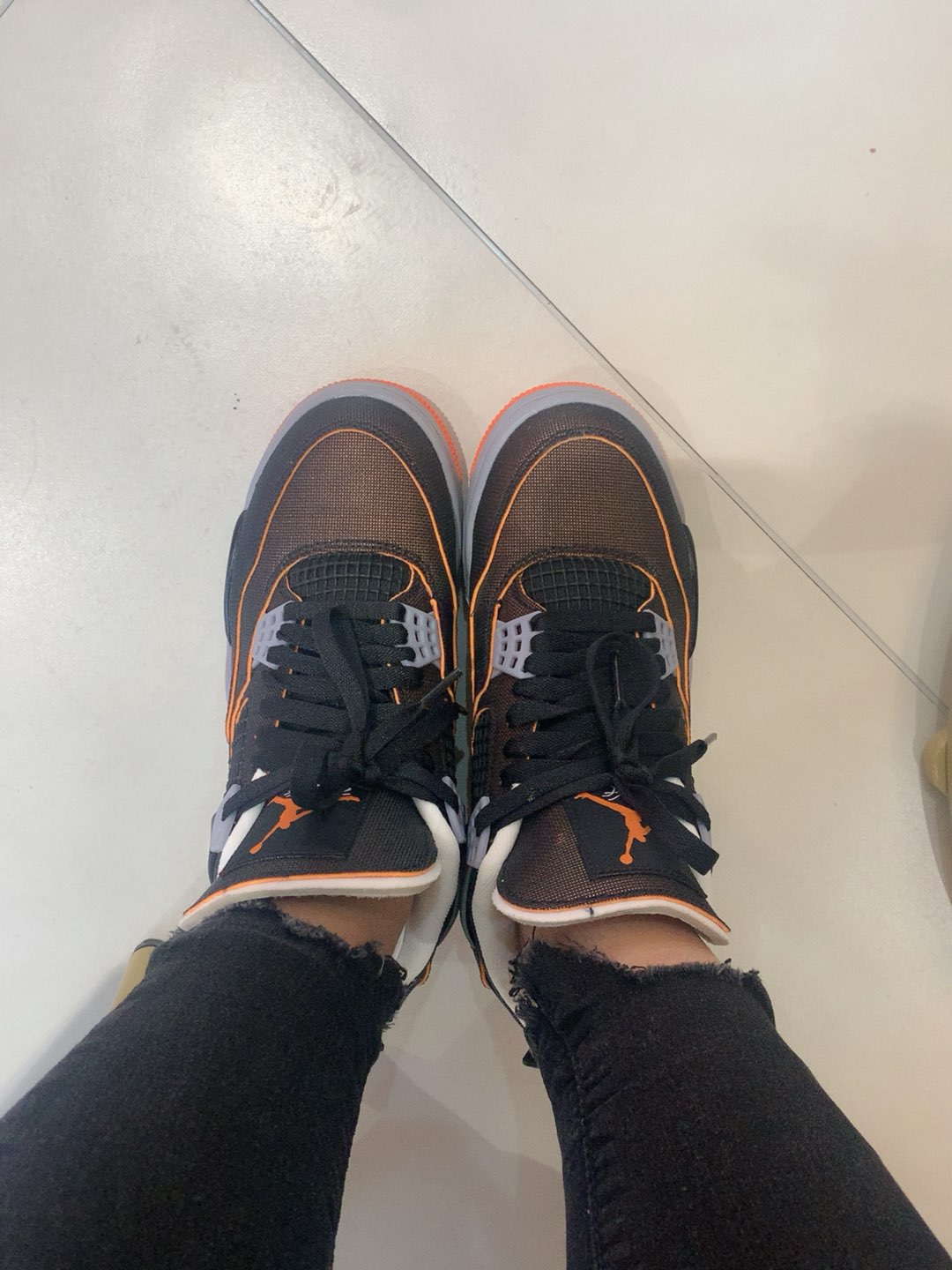 custom review-Jordan Air Jordan 4 Retro SE 'Starfish' Mid Top Винтажные баскетбольные кроссовки Женские Черный Оранжевый