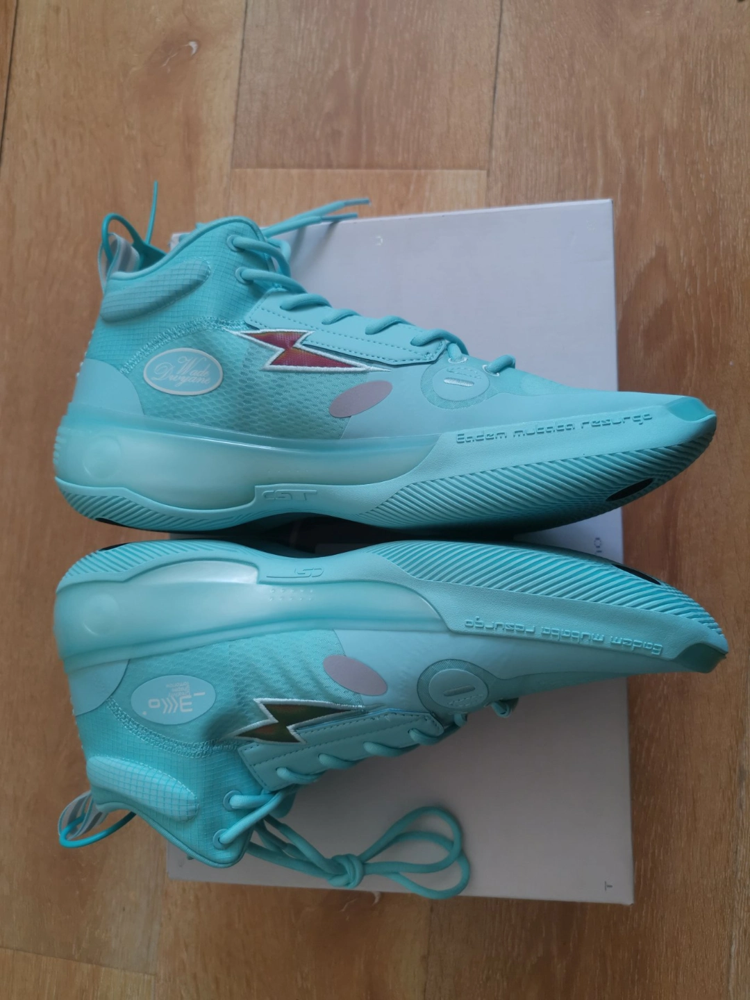 custom review-LINING Way Of Wade 10 Mint