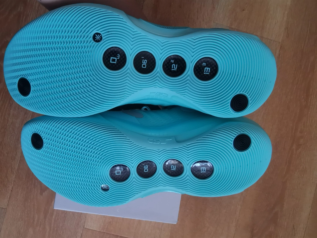custom review-LINING Way Of Wade 10 Mint