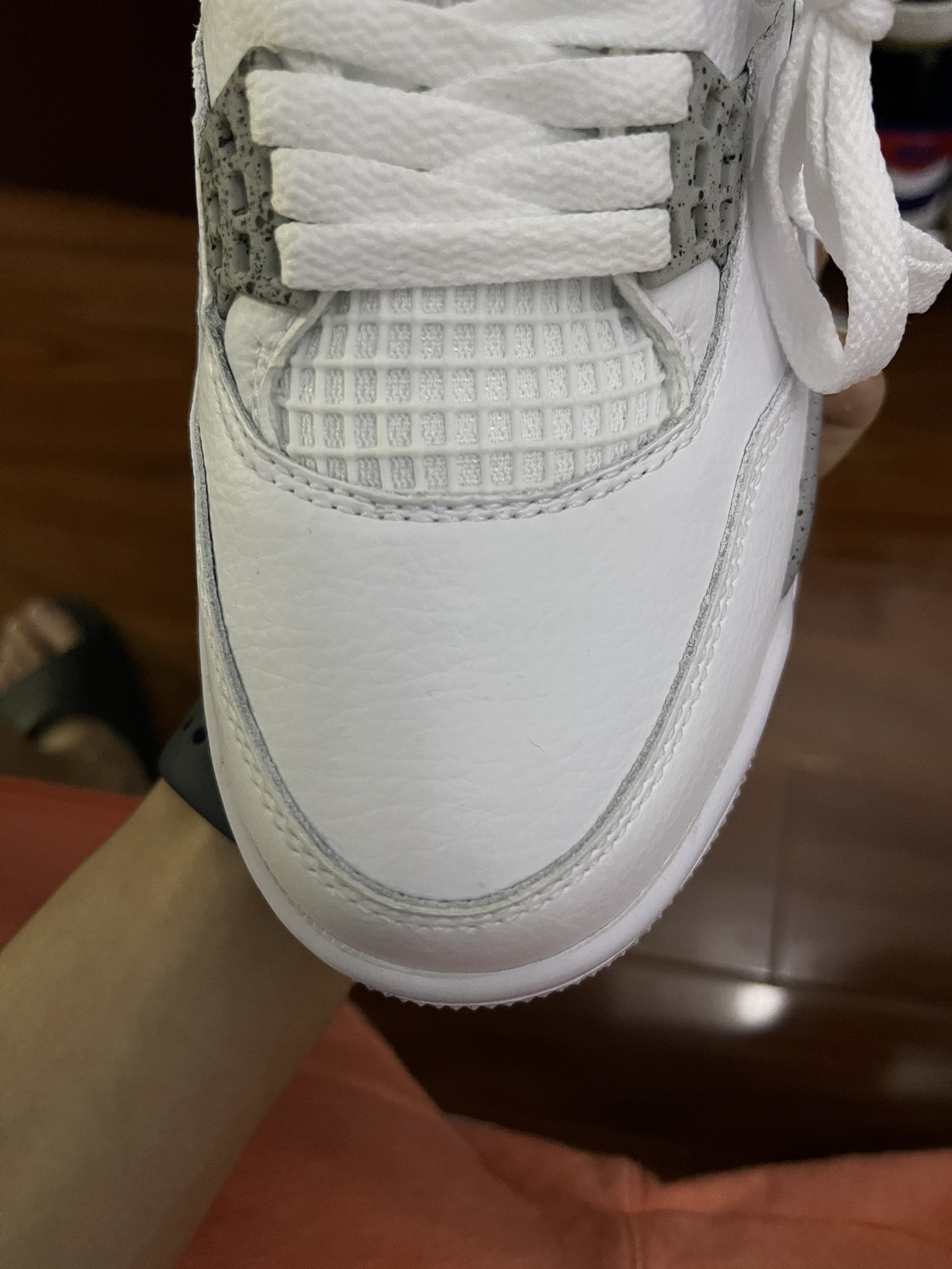 aj4白奥利奥