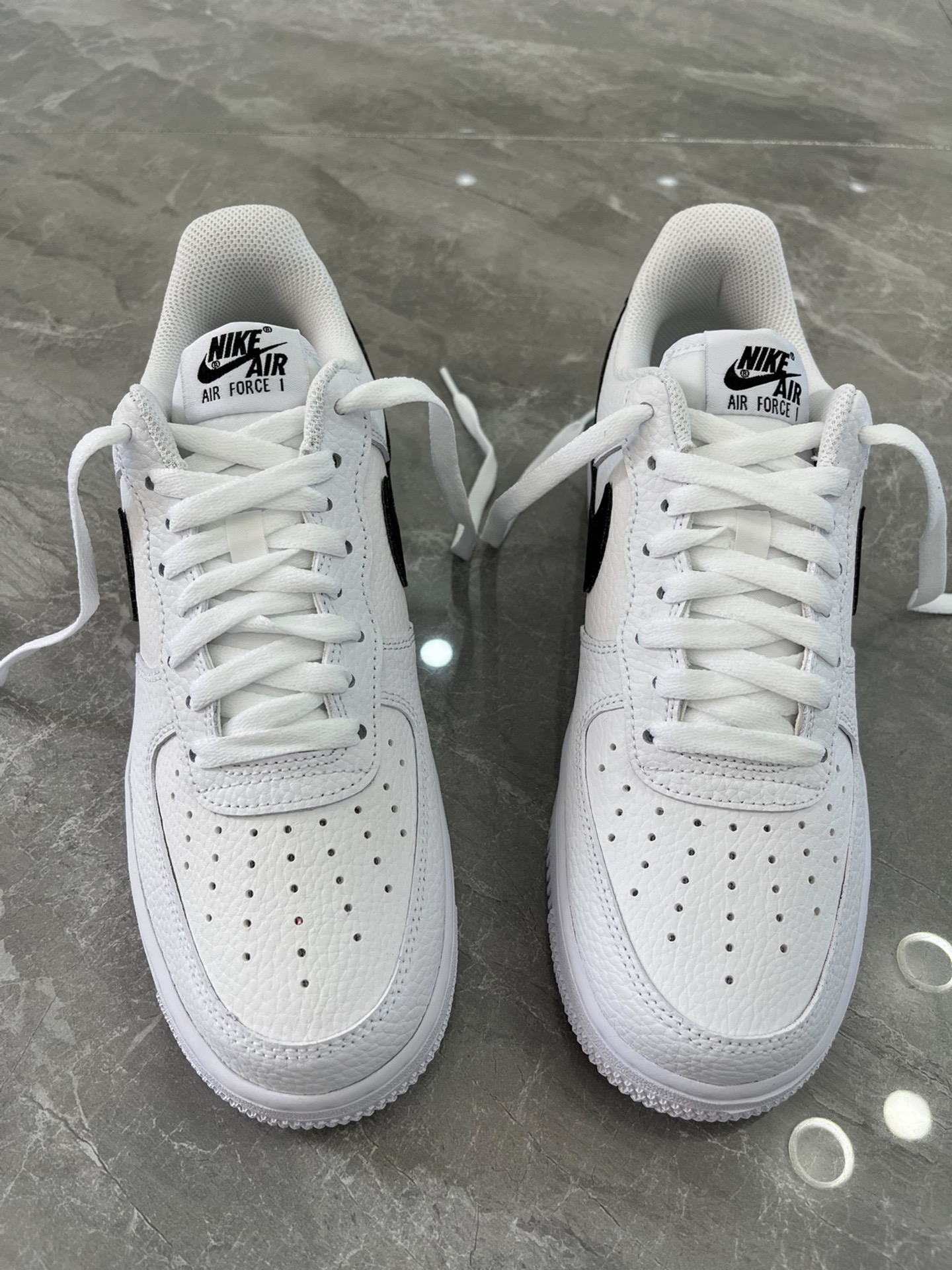 一款不带小雏菊🌼的权志龙空军一号推荐给大家💕