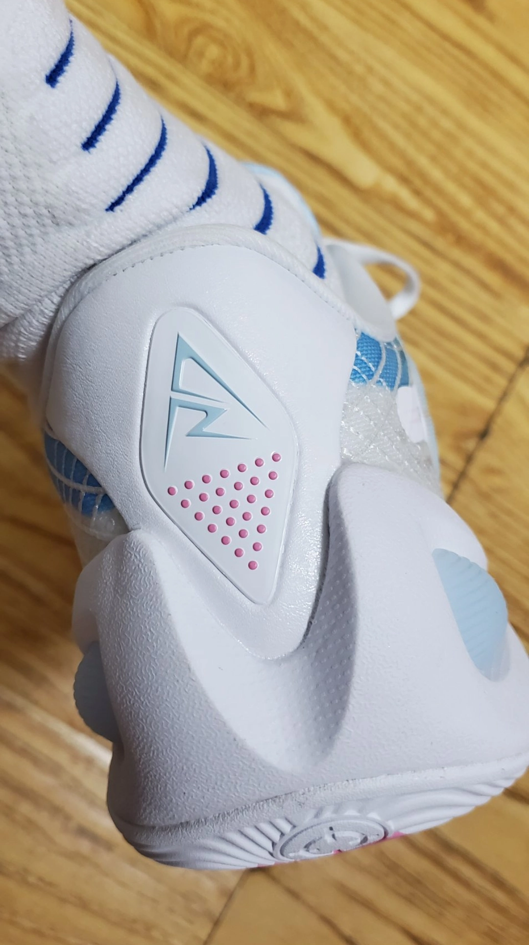custom review-RIGORER Reeves Generation Low Top Basketball Shoes Men's White Pink Yellow
