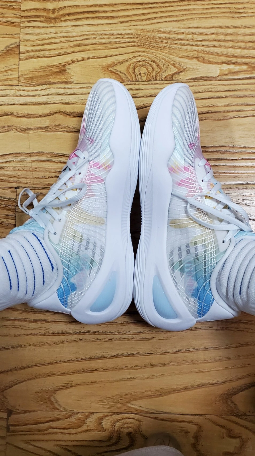 custom review-RIGORER Reeves Generation Low Top Basketball Shoes Men's White Pink Yellow