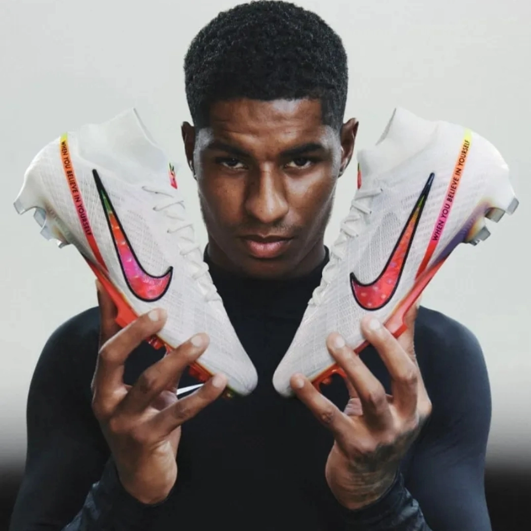 nike为拉什福德推出个人首款签名球鞋!