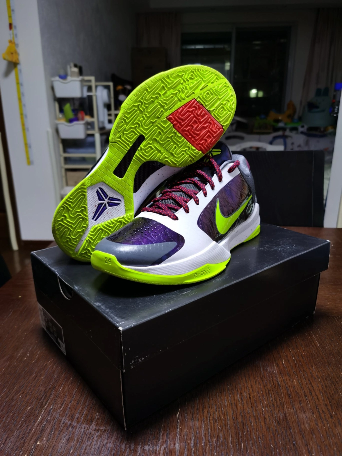 zoom kobe 5小丑