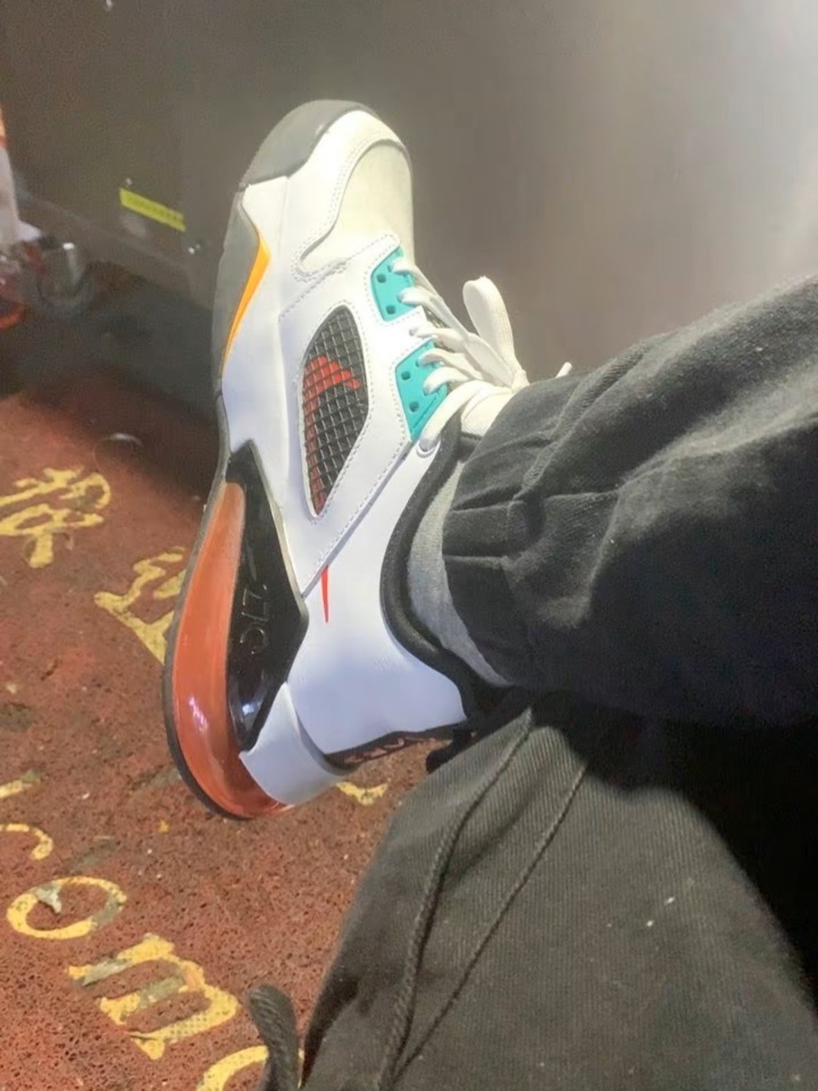 air jordan mars 270 白蓝红low