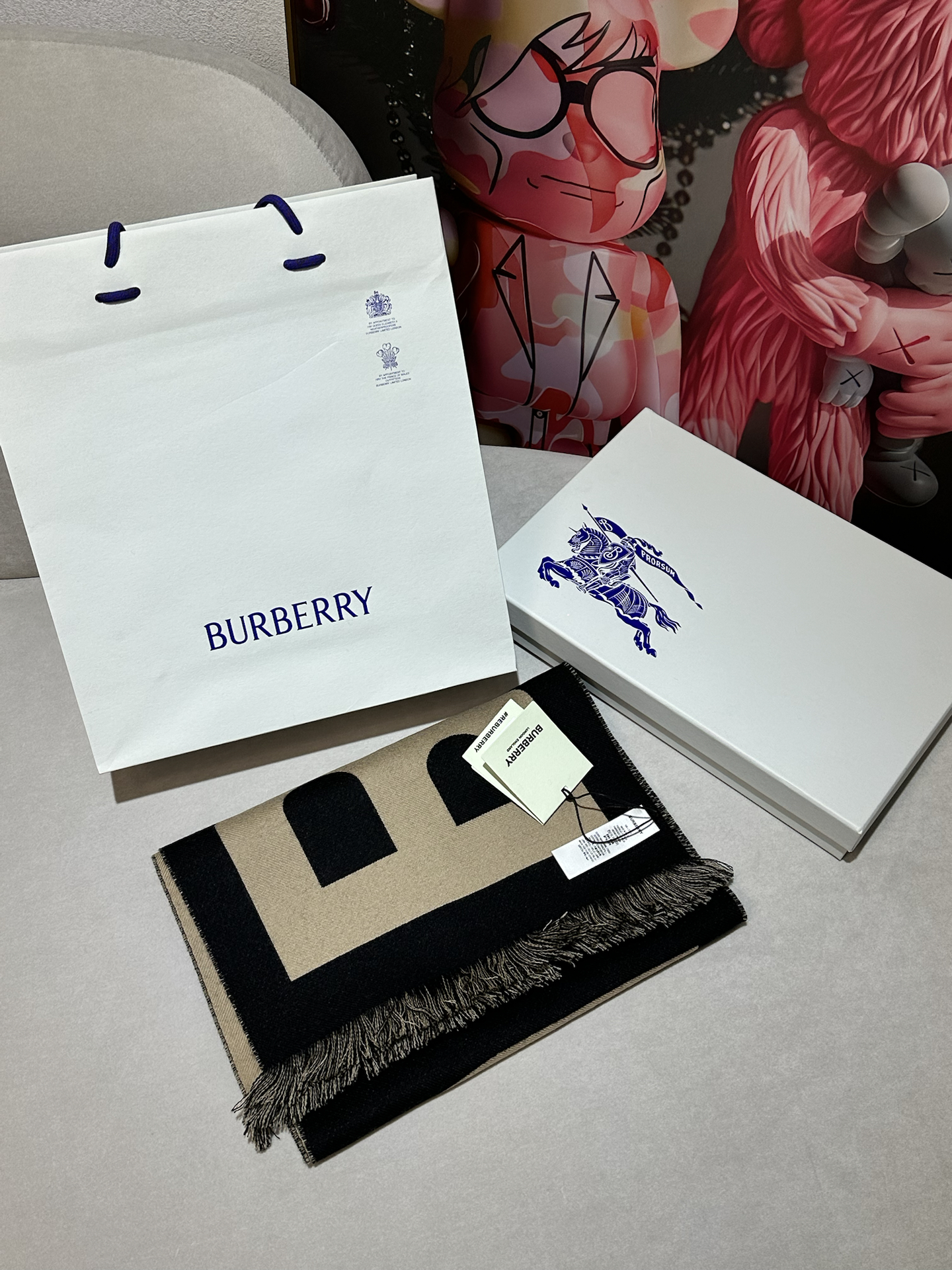 burberry围巾两种包装图片