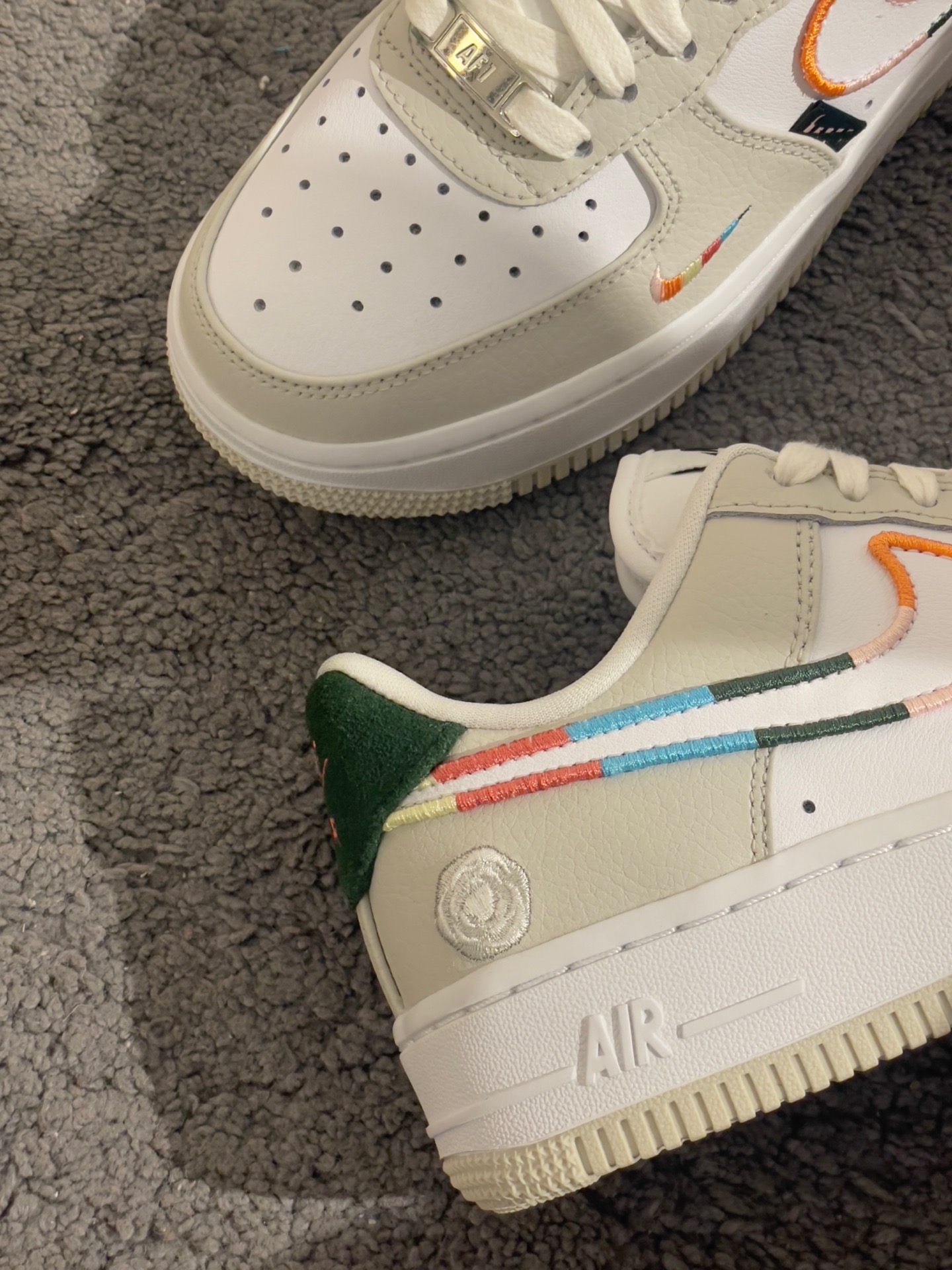 99:nike air force 1 low "all petals united"低帮板鞋 女款  鞋款