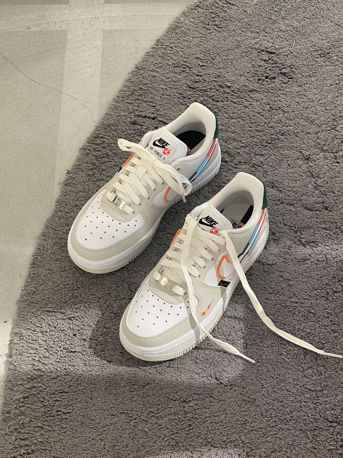 99:nike air force 1 low "all petals united"低帮板鞋 女款  鞋款