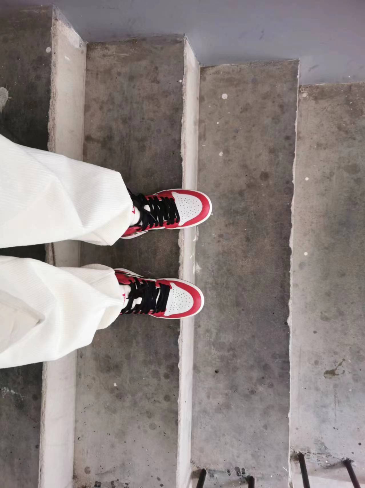 custom review-JORDAN 1 Retro High Og Chicago Lost And Found