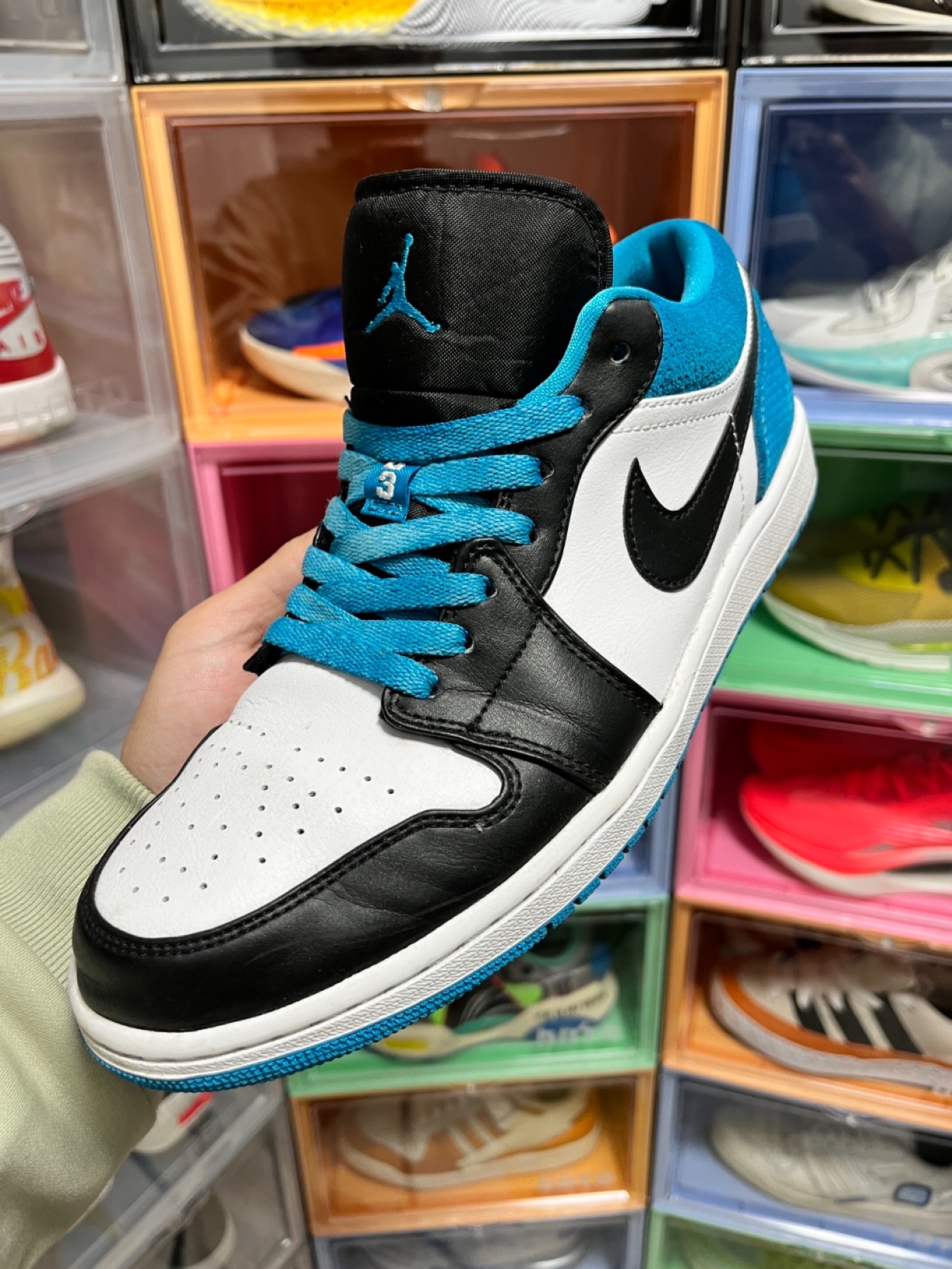 nike aj1代 激光蓝