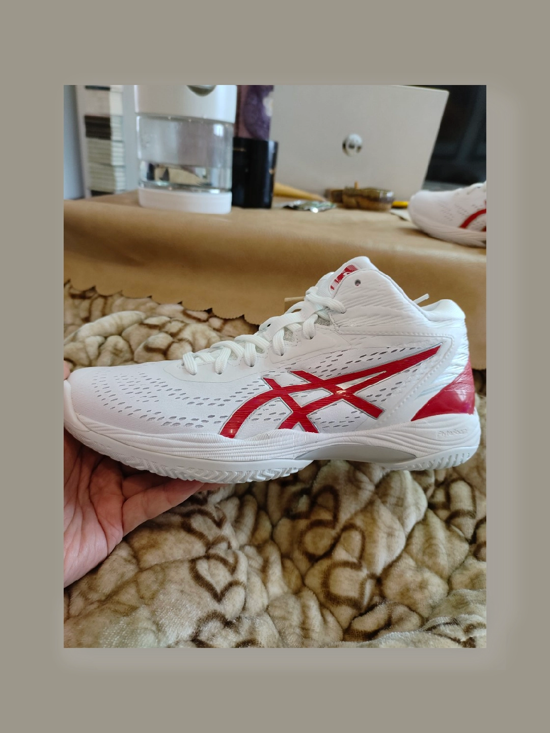 超轻弹簧篮球鞋