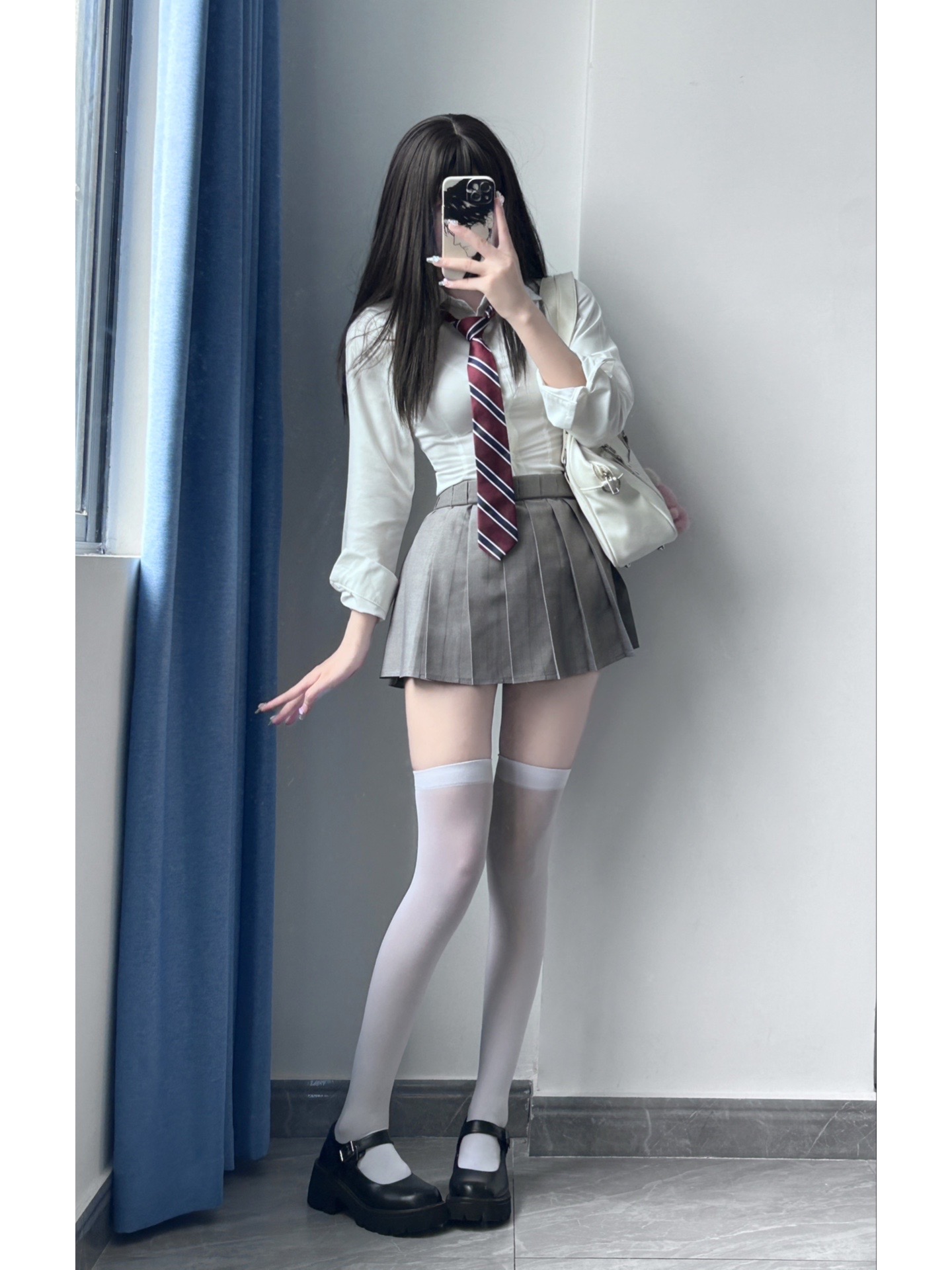 入秋啦 也要做个jk辣妹 长袖衬衫➕外翻小裙子