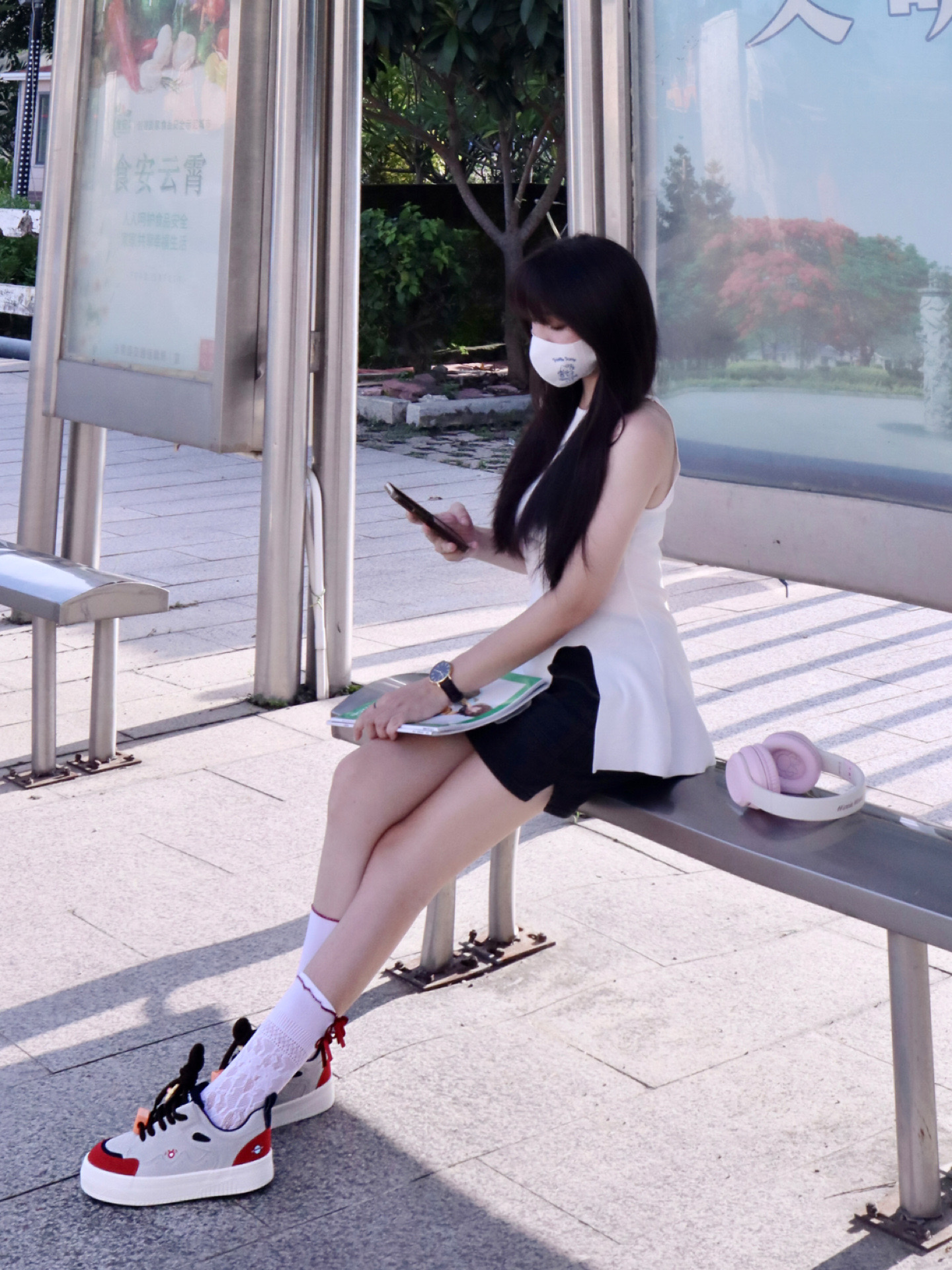 有这样的女朋友,你愿意一直帮她系鞋带吗?💗