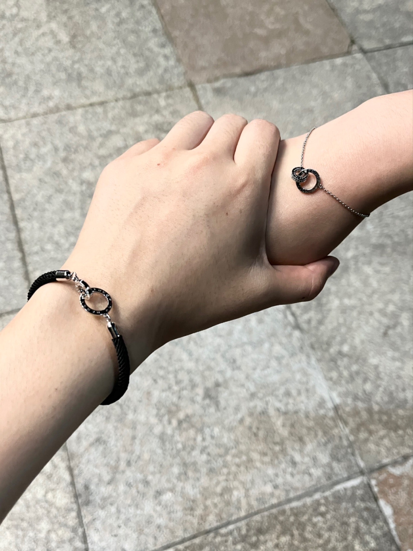 充满爱意的环环相扣情侣手链💗