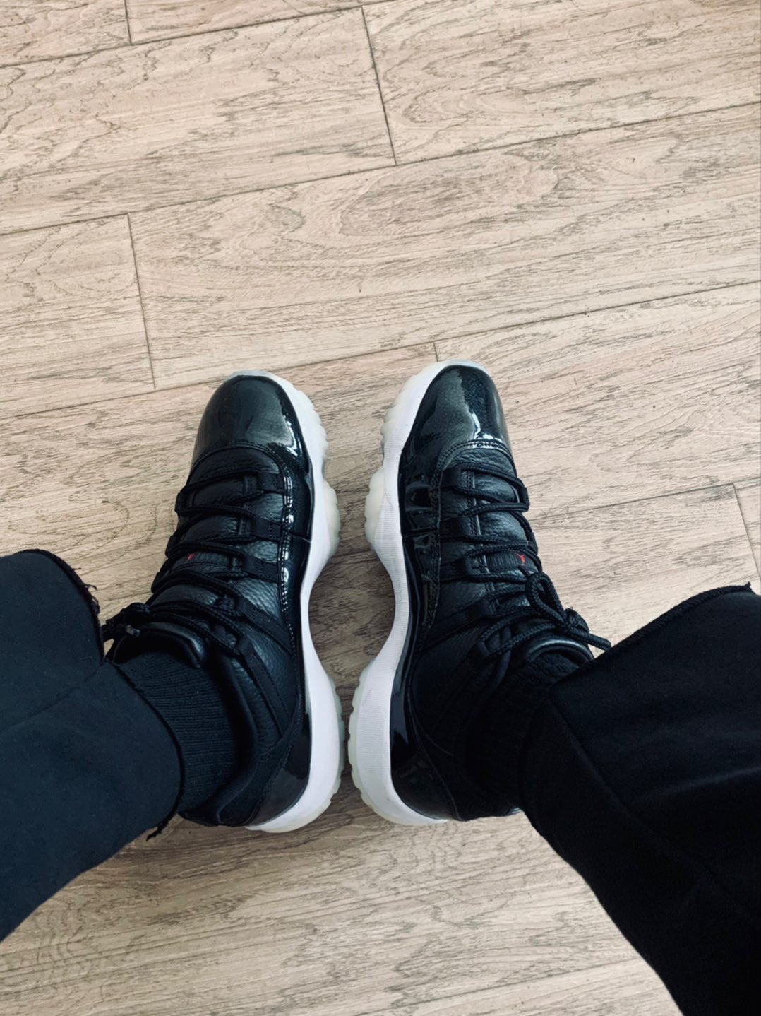 custom review-Air Jordan 11 Retro Low '72 10'