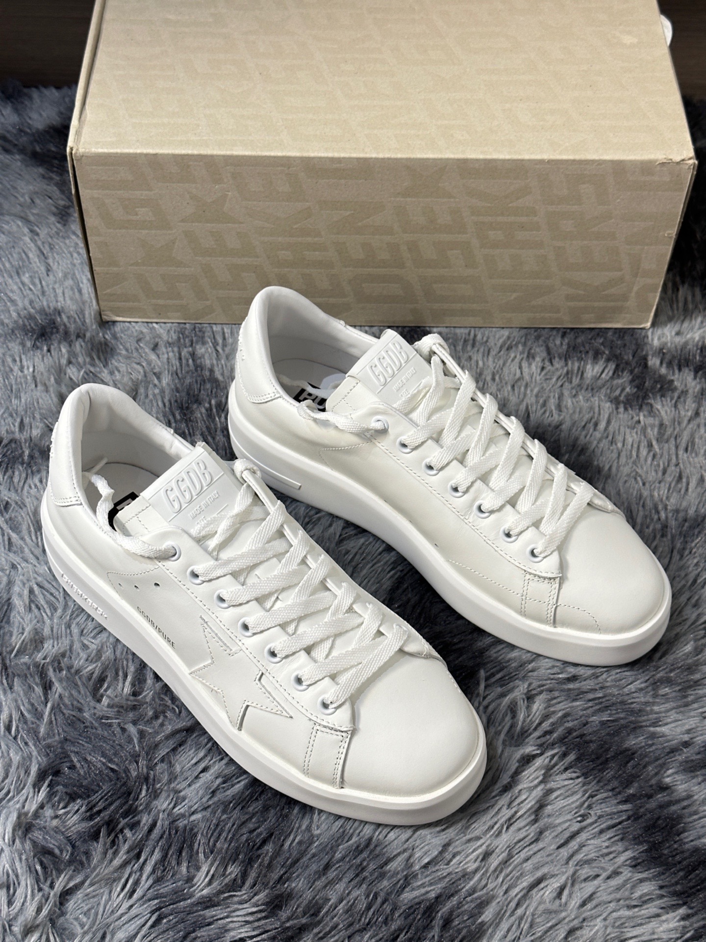 golden goose小白鞋