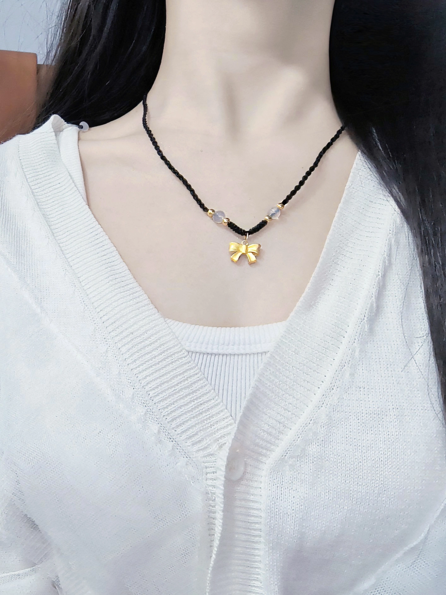 "颈"上添花的蝴蝶结项链