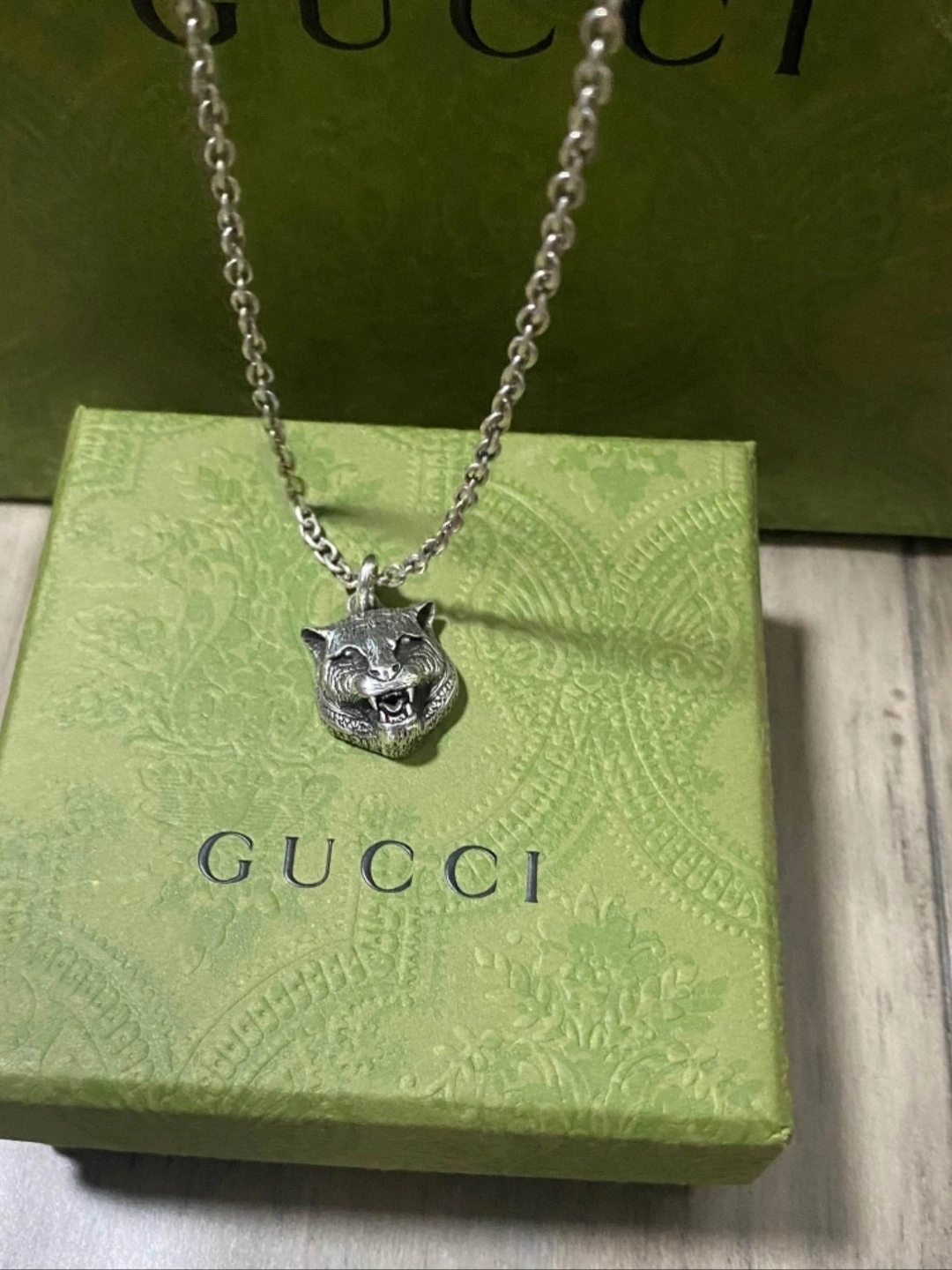 gucci 虎头吊坠项链