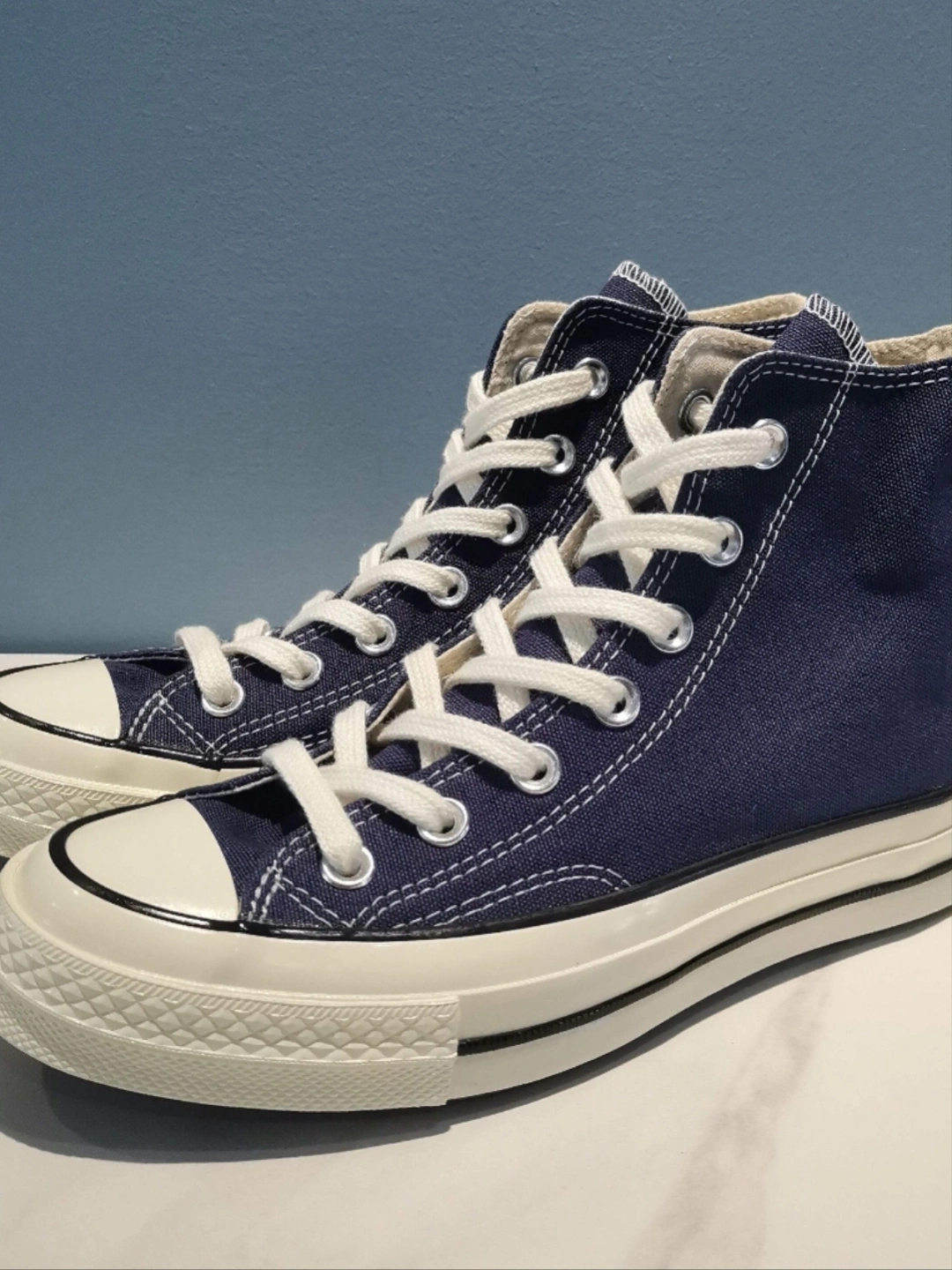 藏蓝色 高帮帆布鞋