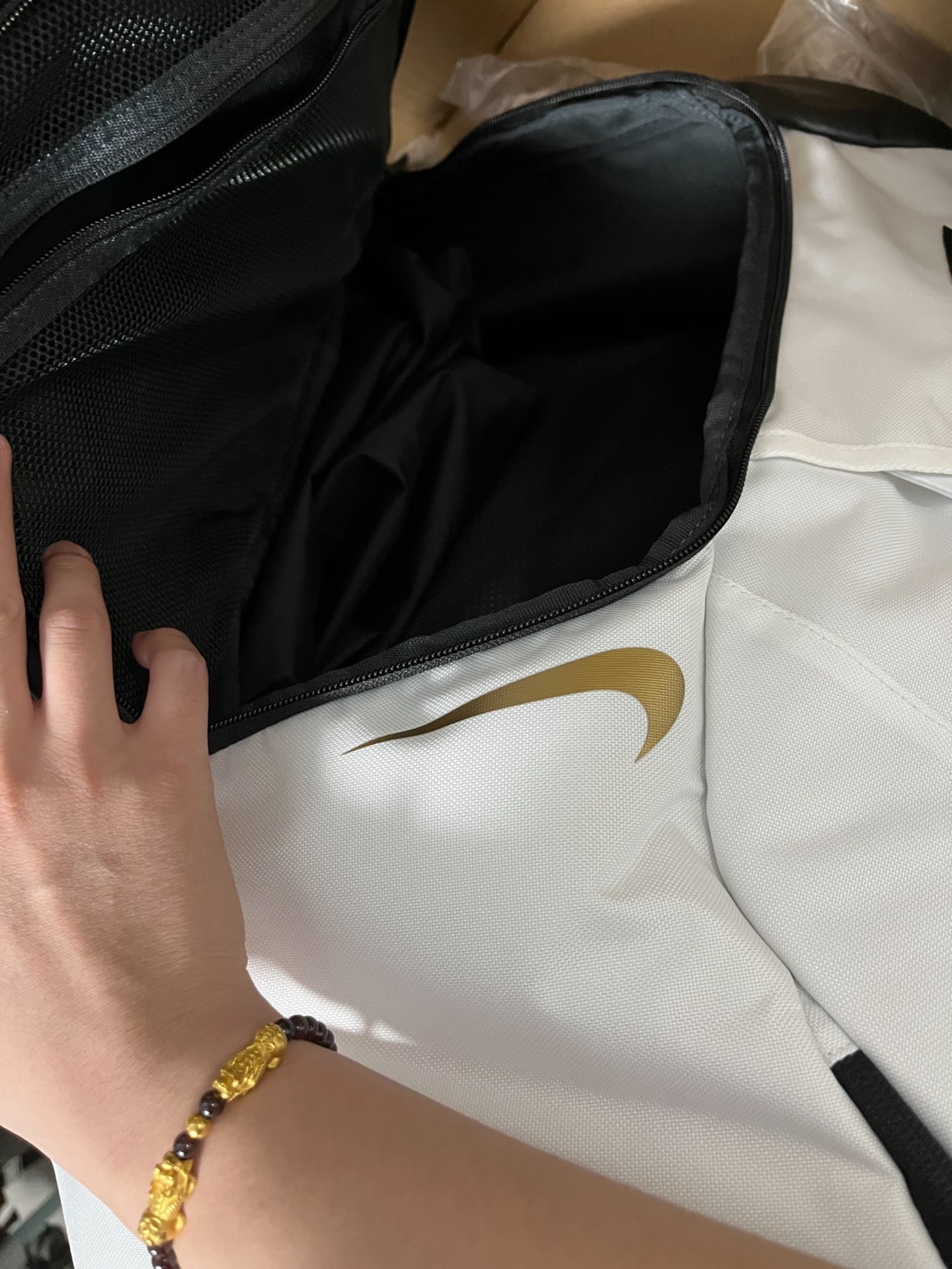custom review-Nike Hoops Elite 32L Backpack White/Gold/Black