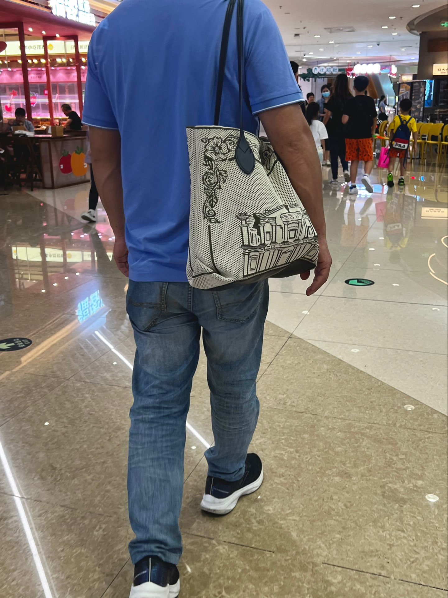 哇塞!男生背也这么好看托特包