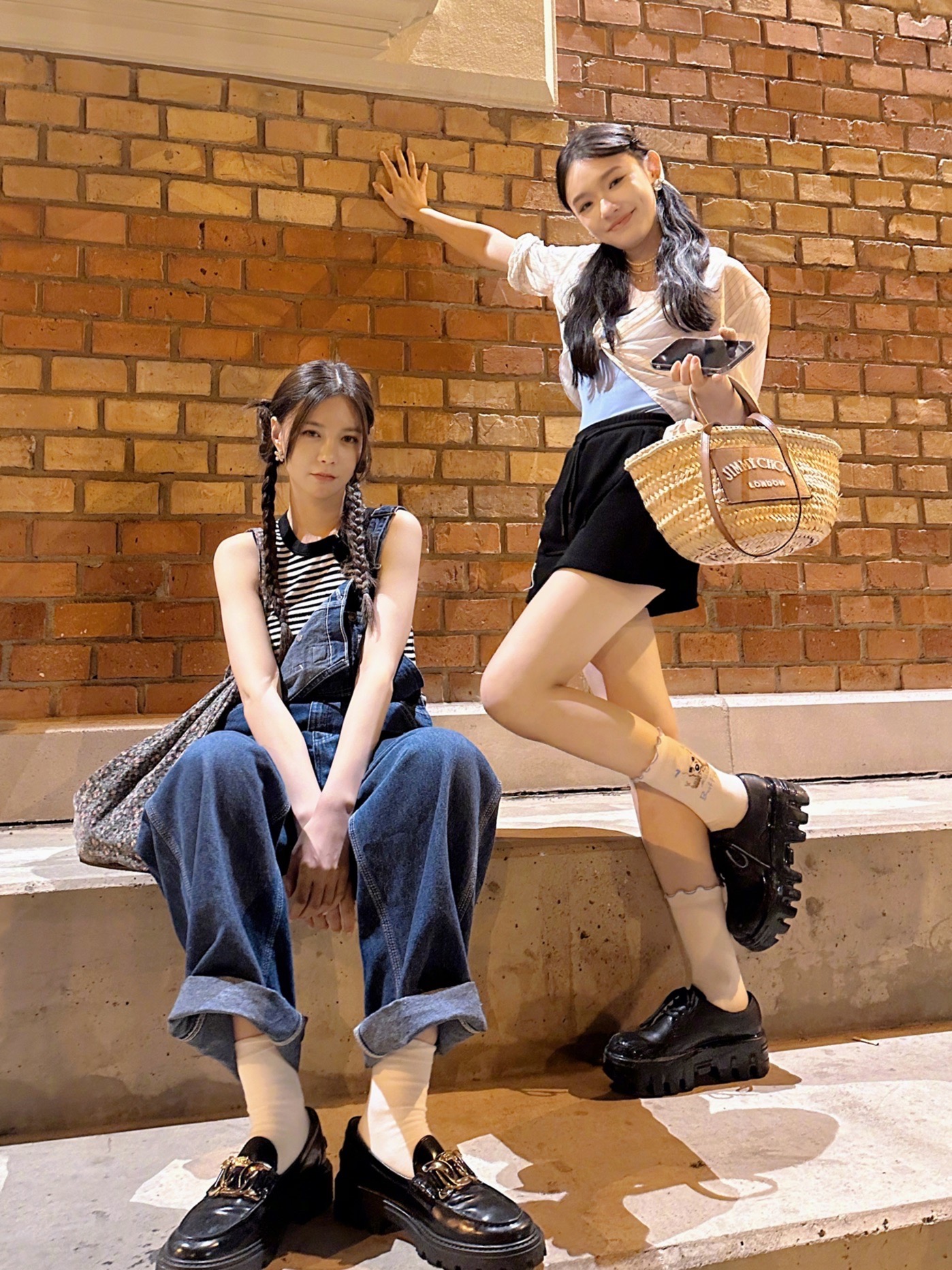 少女感夏日ootd  hèrlian 纯色高腰a字蛋糕休闲短裙  白色ozlana