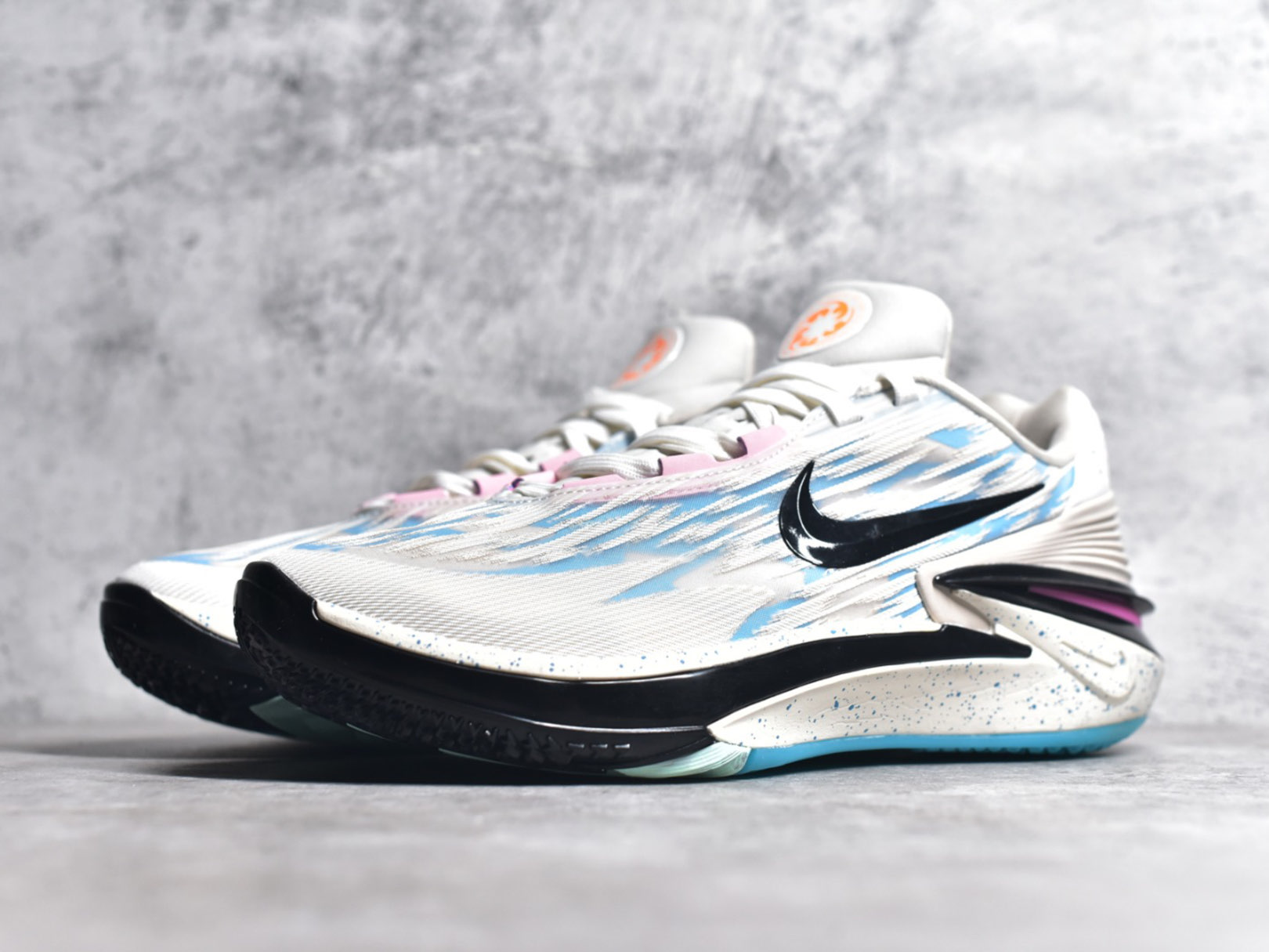 白蓝粉配色g.t.cut2篮球鞋