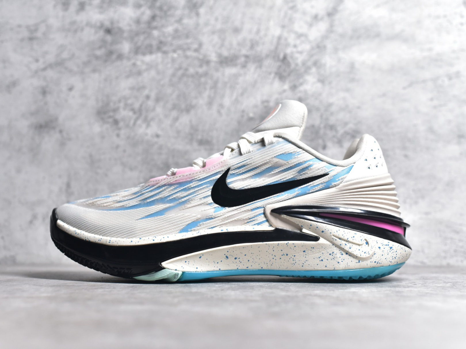 白蓝粉配色g.t.cut2篮球鞋