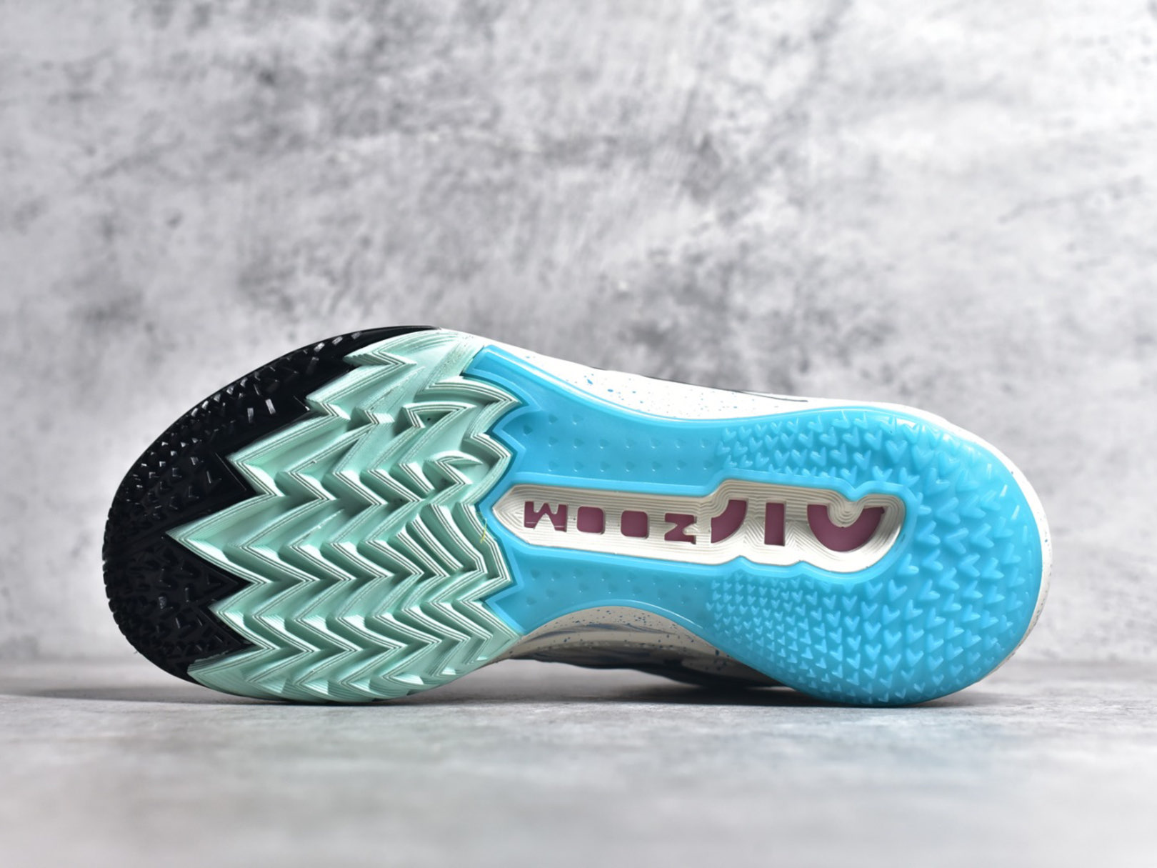 白蓝粉配色g.t.cut2篮球鞋